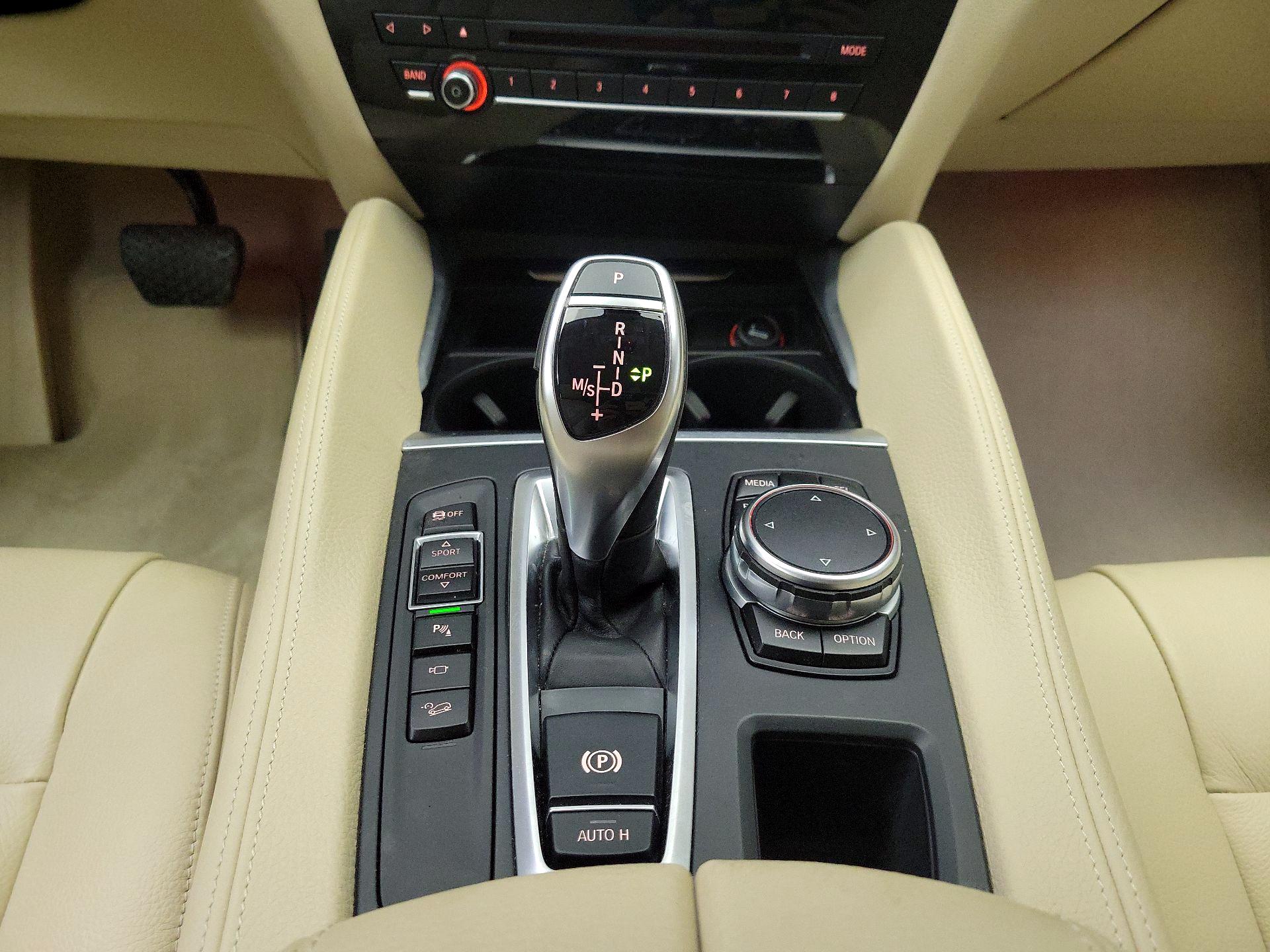 Thumbnail: 2015 BMW X6 - 18