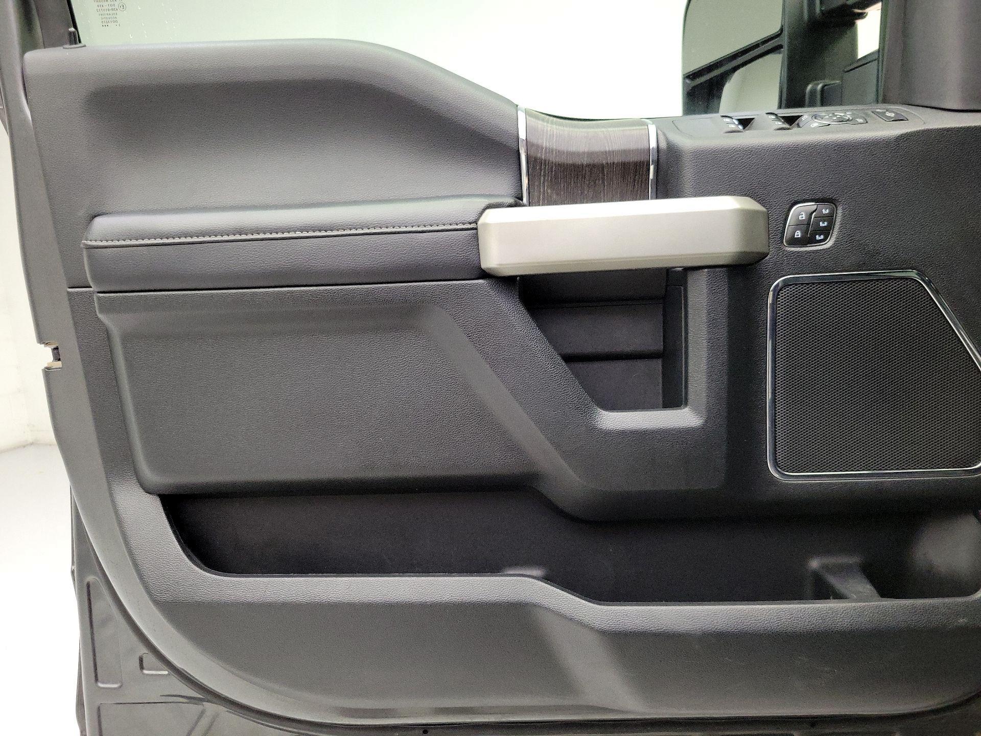 Thumbnail: 2020 Ford F-350 - 12