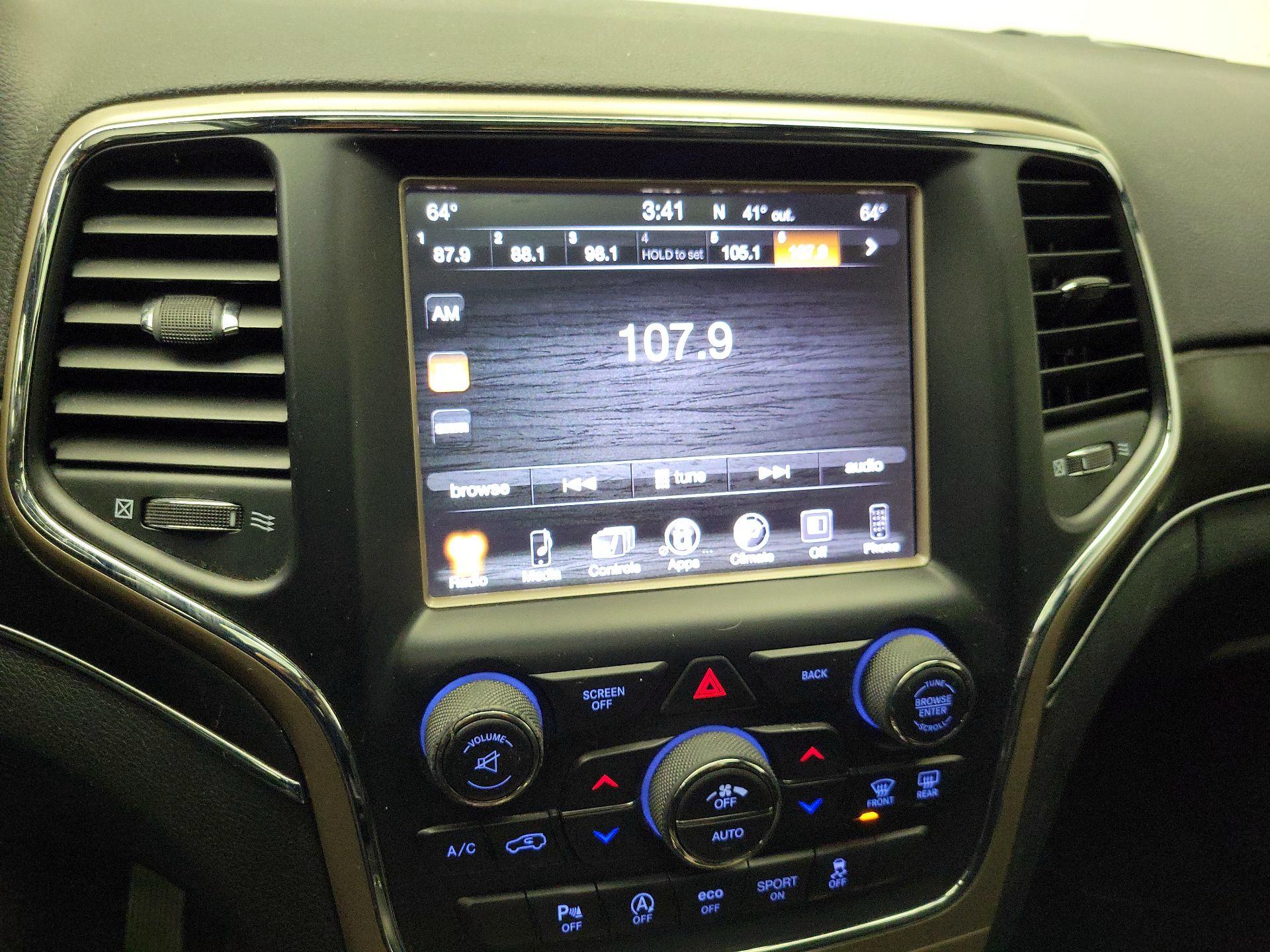 Thumbnail: 2017 Jeep Grand Cherokee - 15