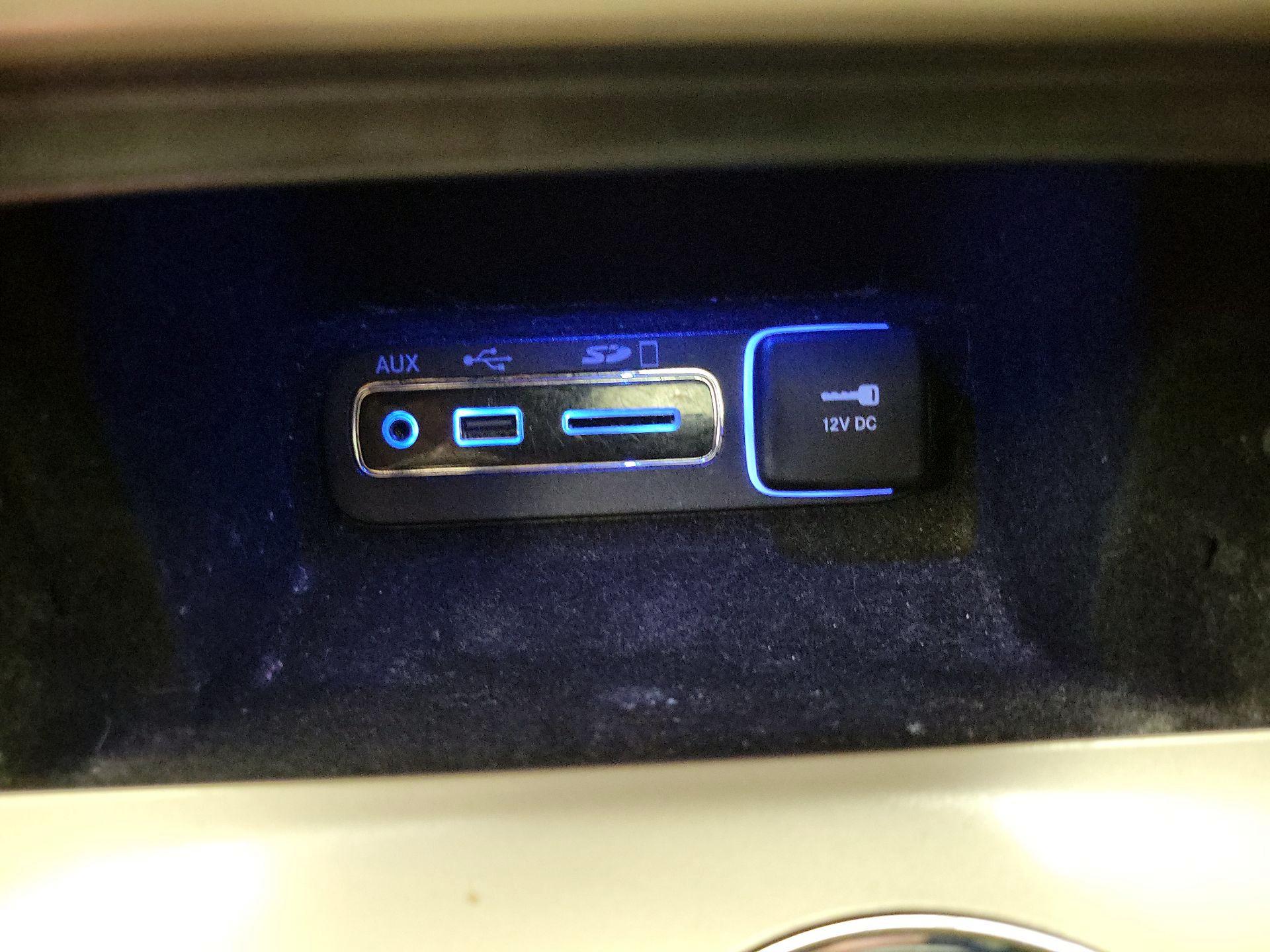 Thumbnail: 2017 Jeep Grand Cherokee - 18