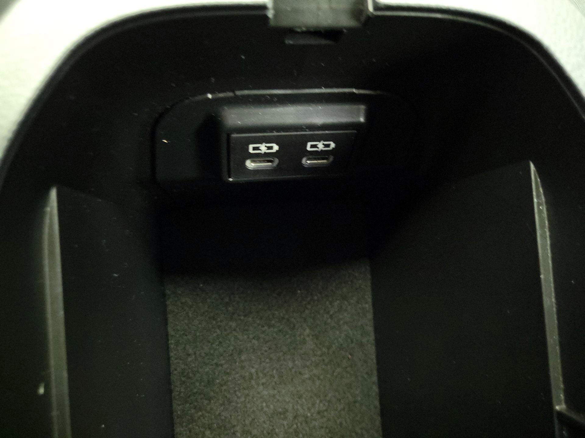 Thumbnail: 2024 Toyota RAV4 - 18