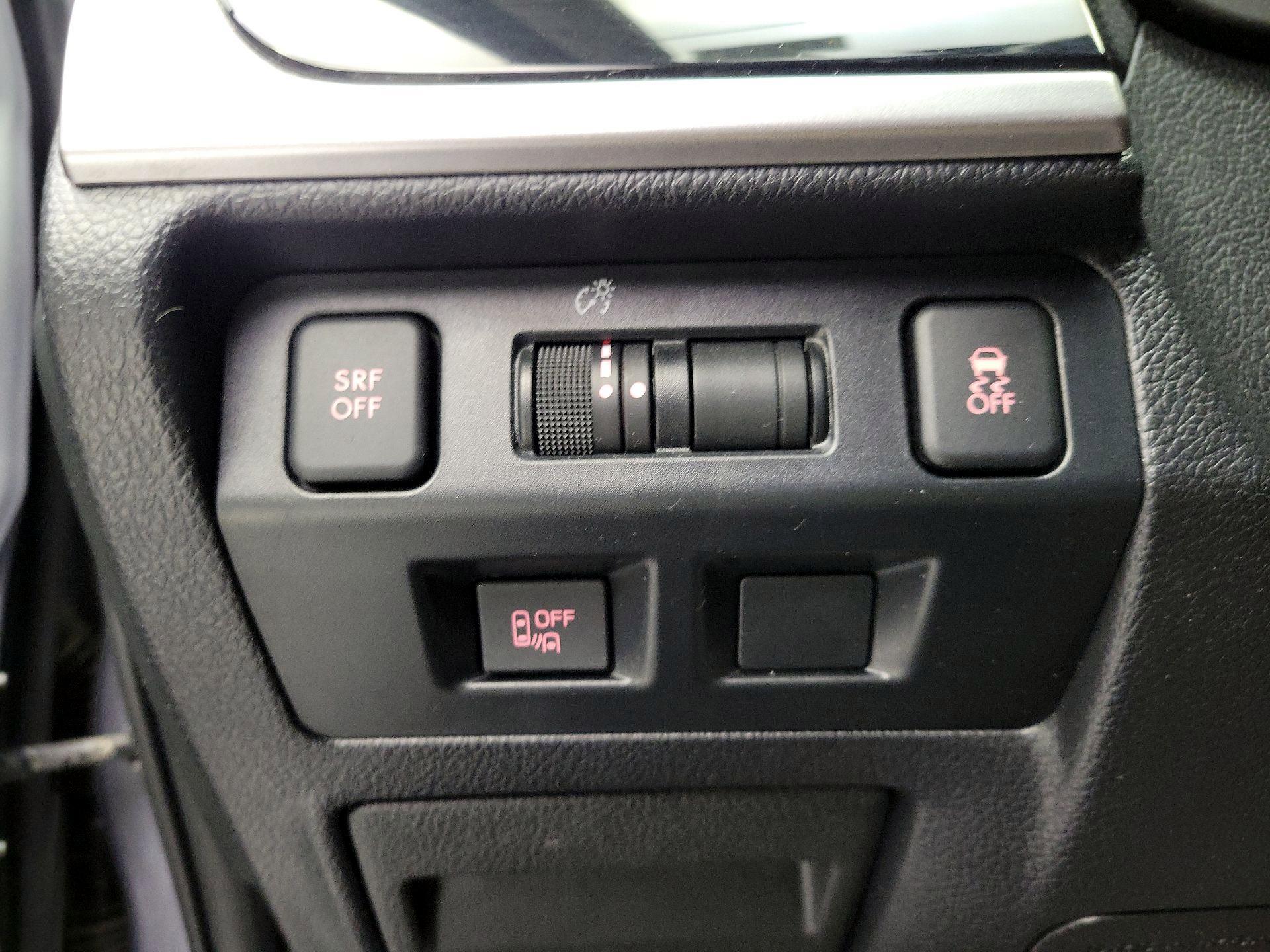 Thumbnail: 2017 Subaru Crosstrek - 13