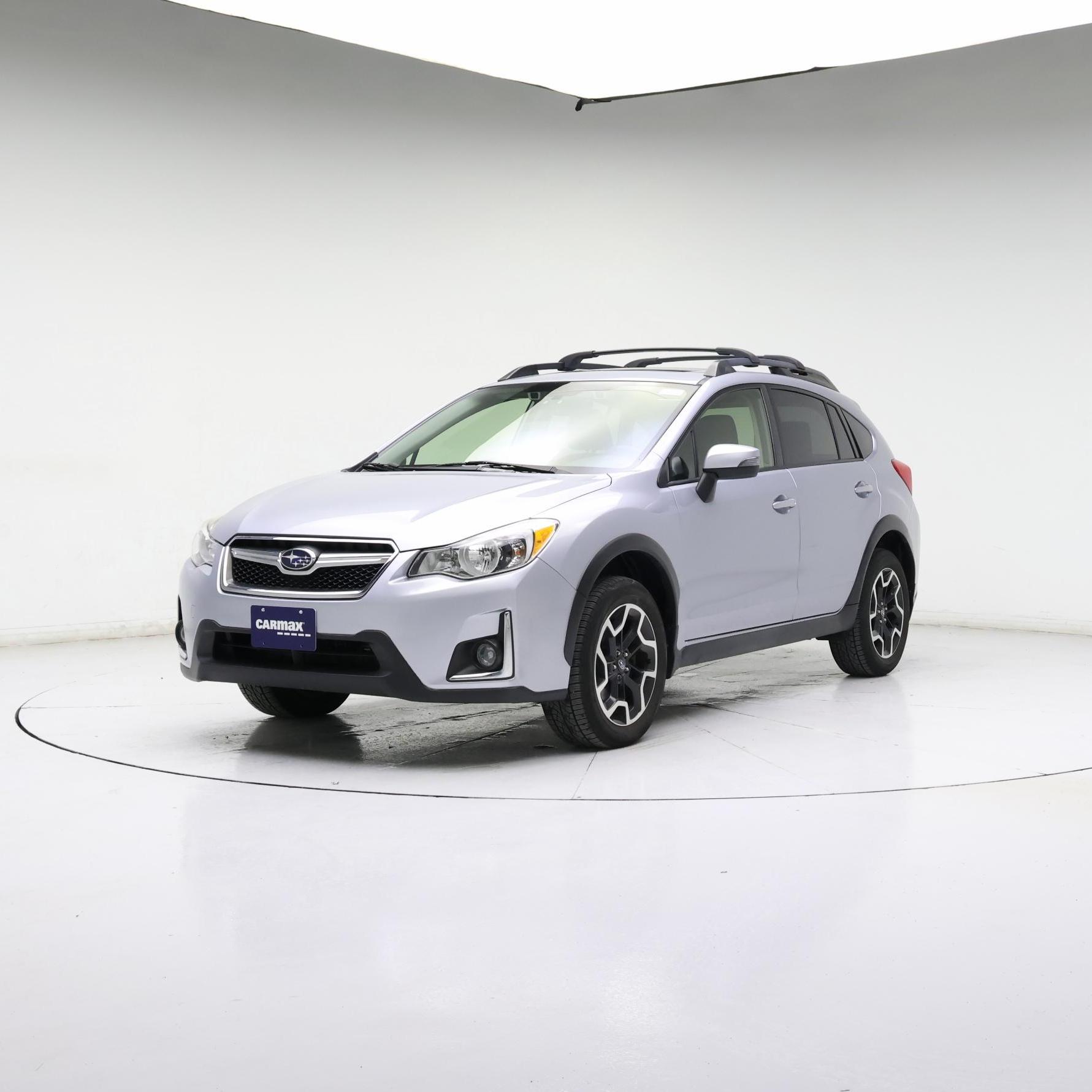 Thumbnail: 2017 Subaru Crosstrek - 4
