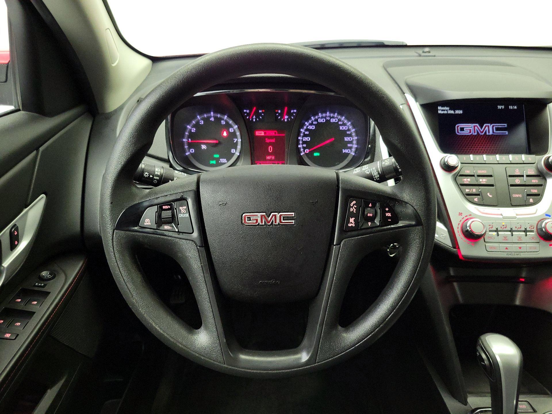 Thumbnail: 2015 GMC Terrain - 10