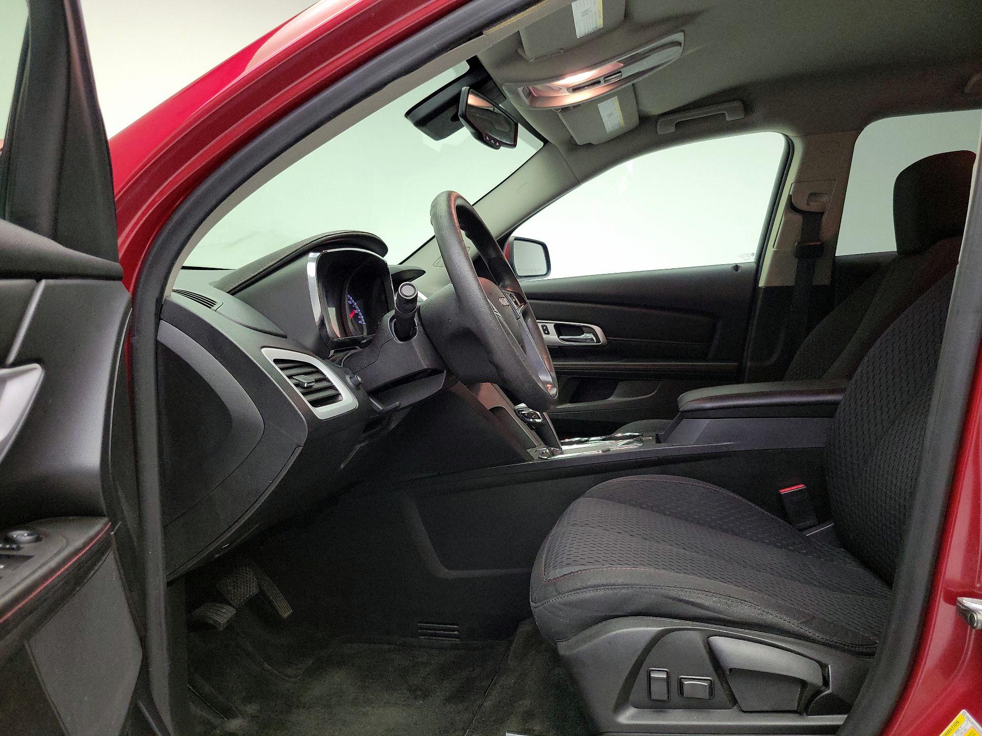 Thumbnail: 2015 GMC Terrain - 11