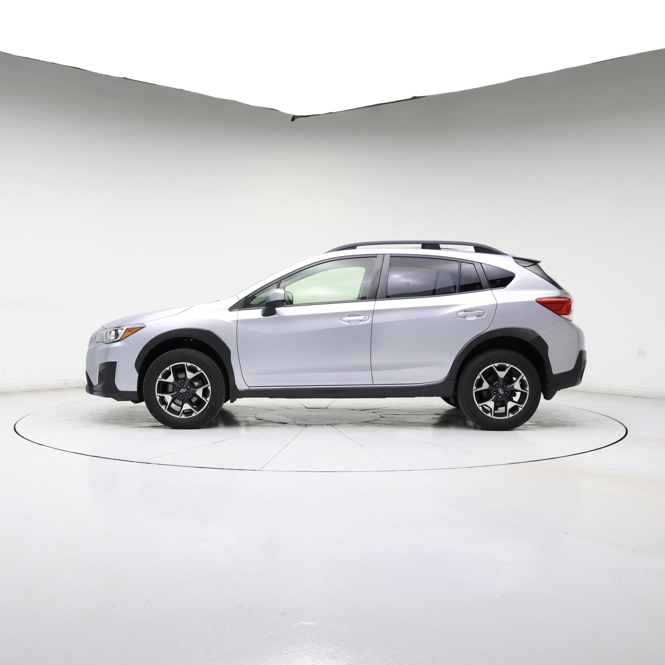 Thumbnail: 2019 Subaru Crosstrek - 3