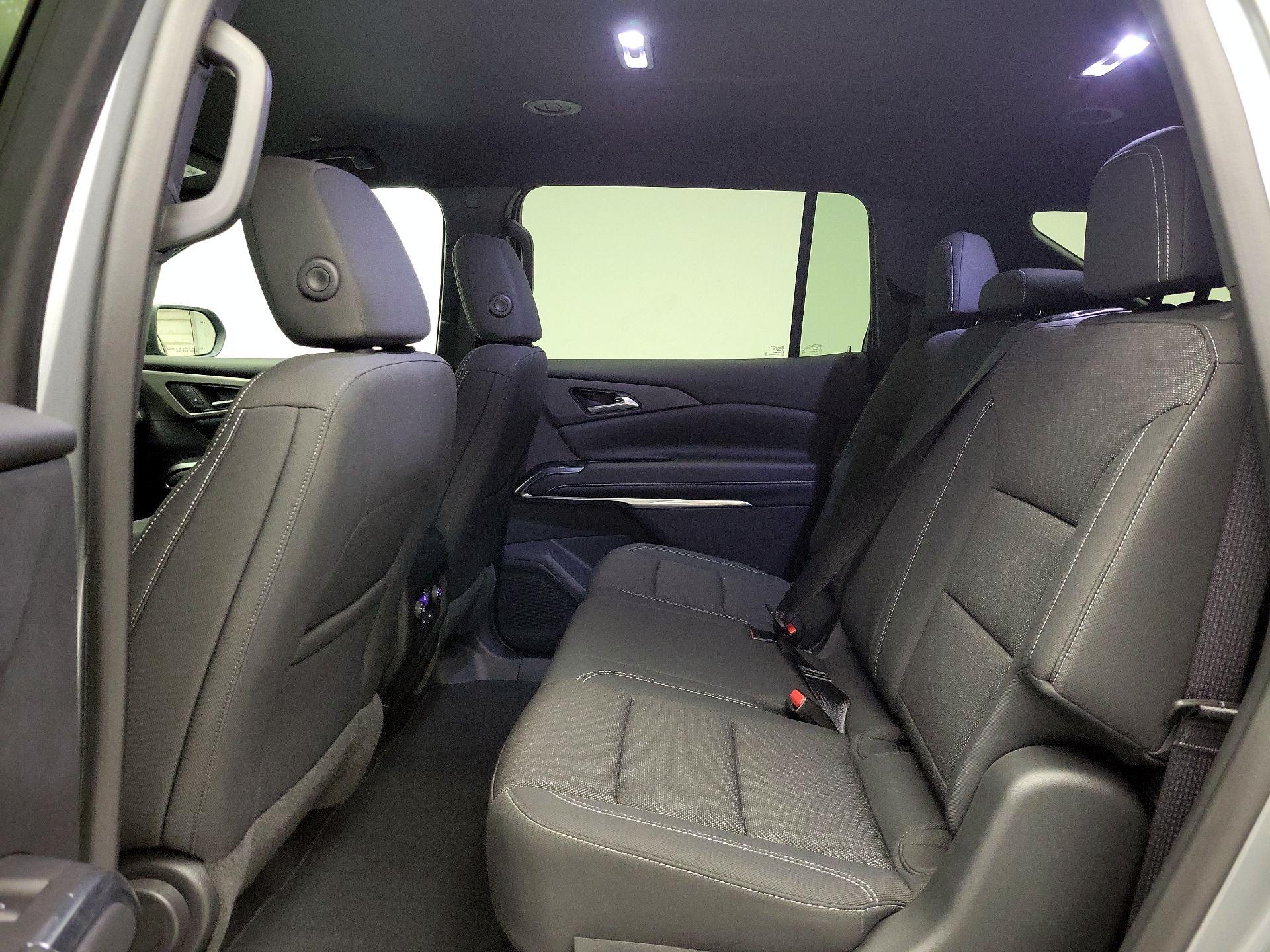 Thumbnail: 2024 Chevrolet Traverse - 20