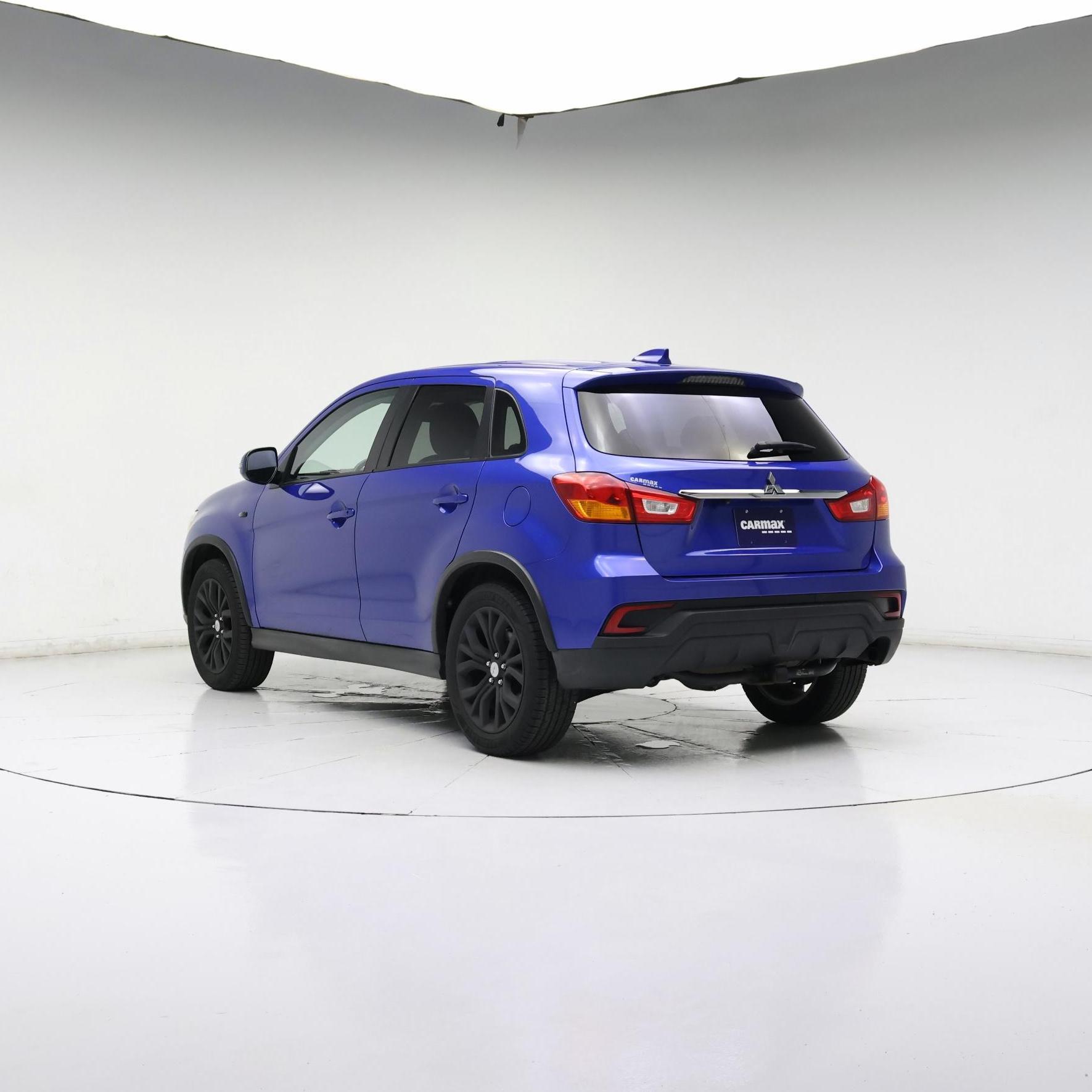 Thumbnail: 2019 Mitsubishi Outlander Sport - 2