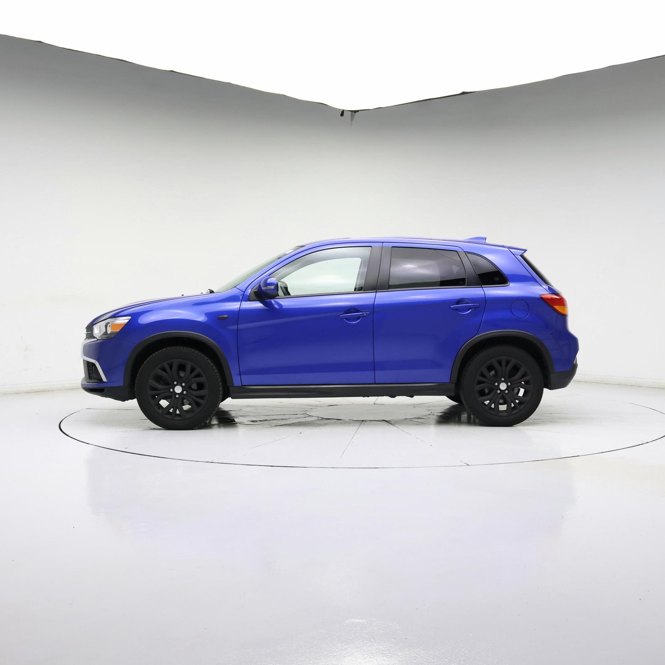 Thumbnail: 2019 Mitsubishi Outlander Sport - 3