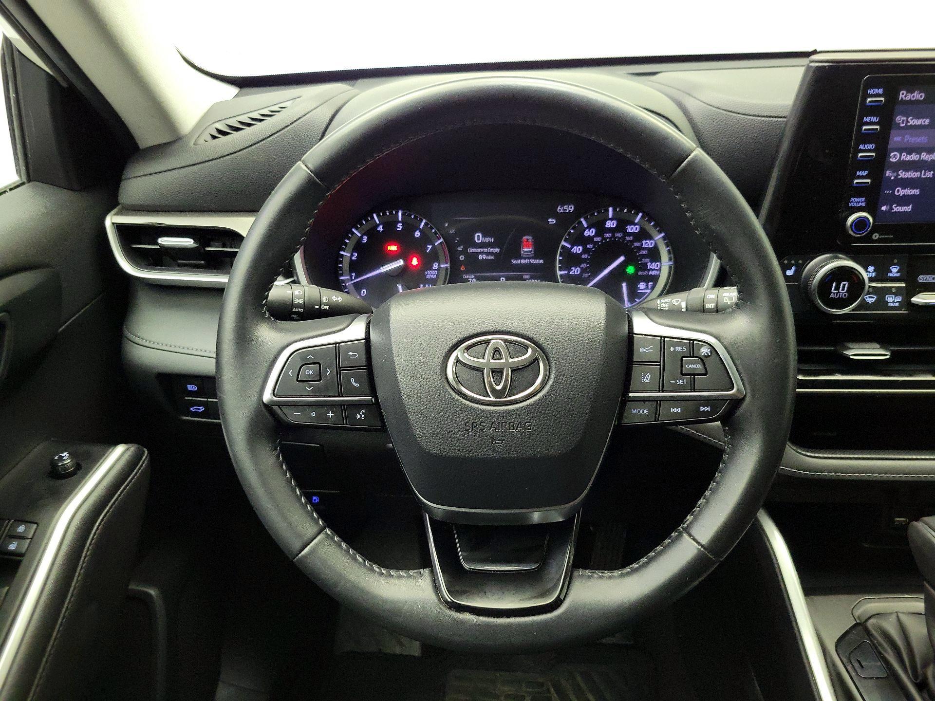 Thumbnail: 2020 Toyota Highlander - 10