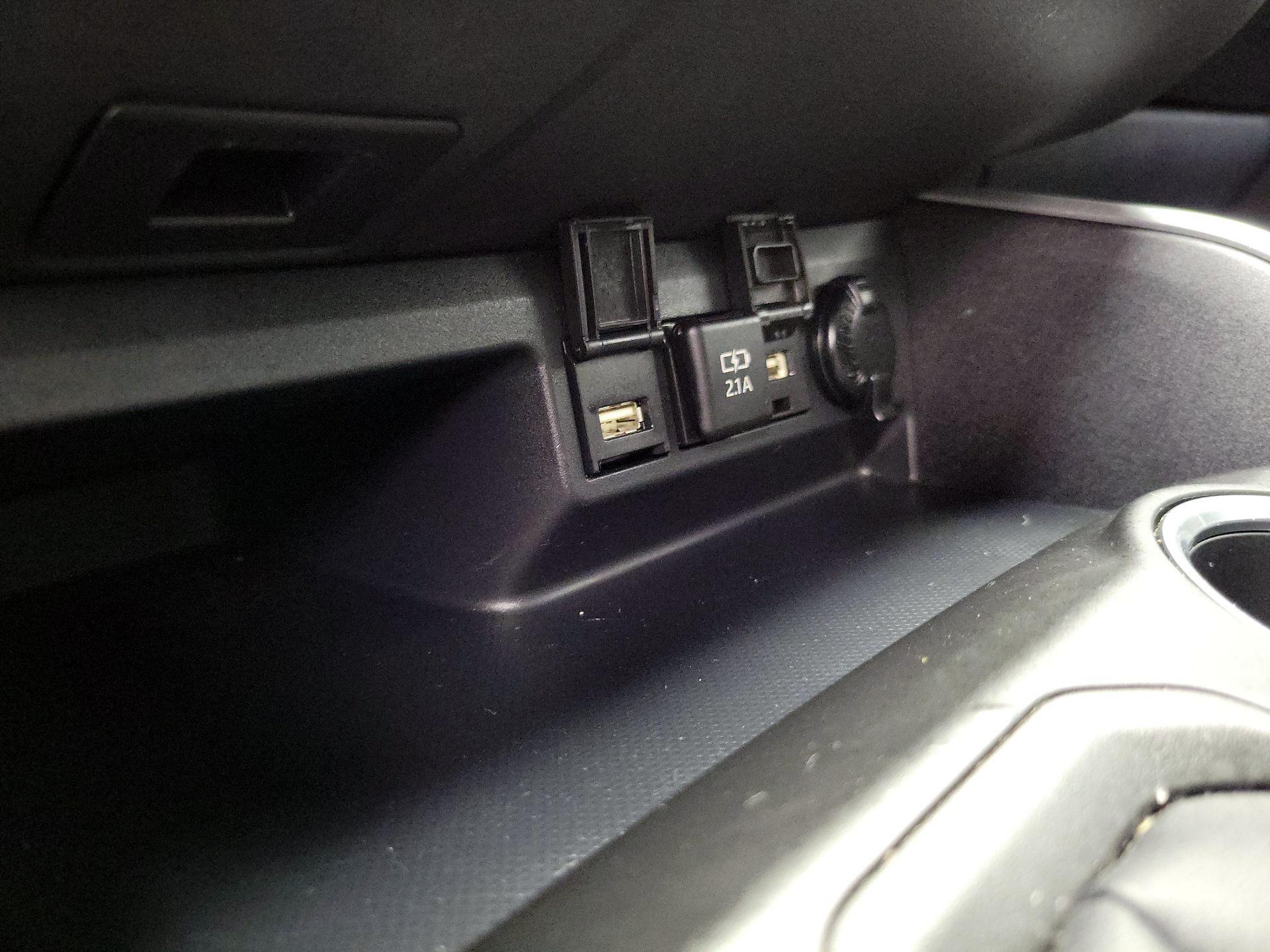 Thumbnail: 2020 Toyota Highlander - 19