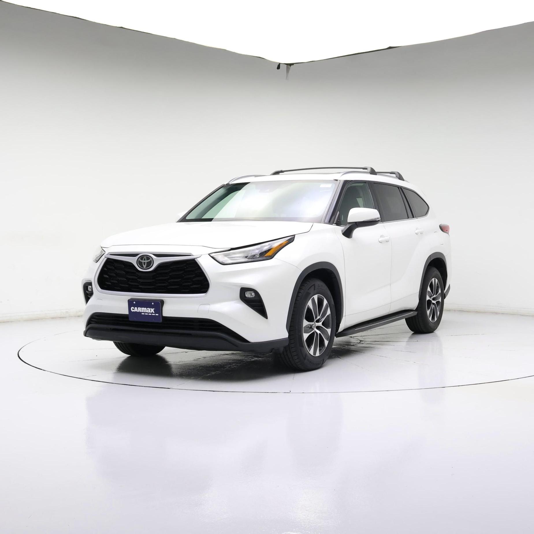 Thumbnail: 2020 Toyota Highlander - 4