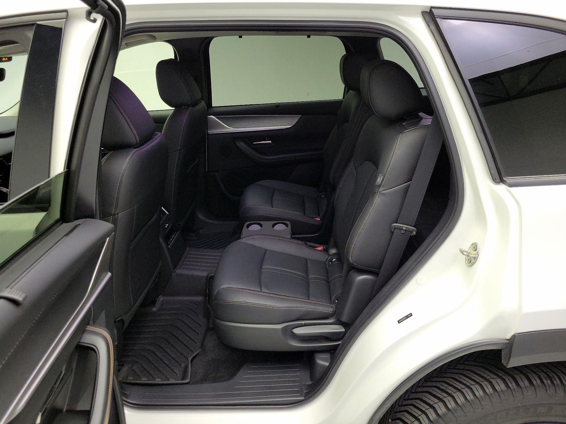 Thumbnail: 2024 Mazda CX-90 - 20