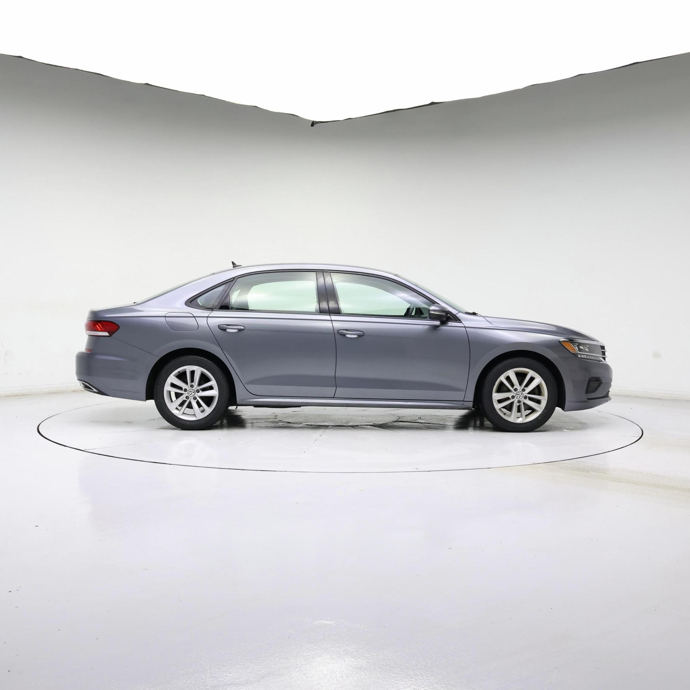 Thumbnail: 2020 Volkswagen Passat - 7