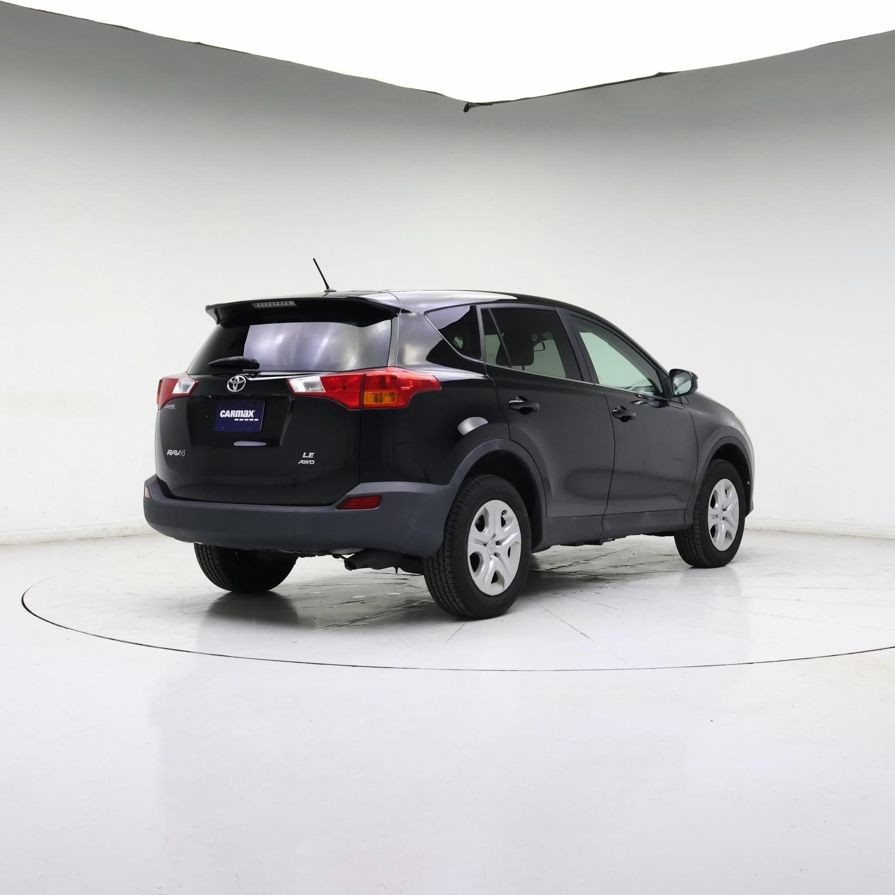 Thumbnail: 2015 Toyota RAV4 - 8