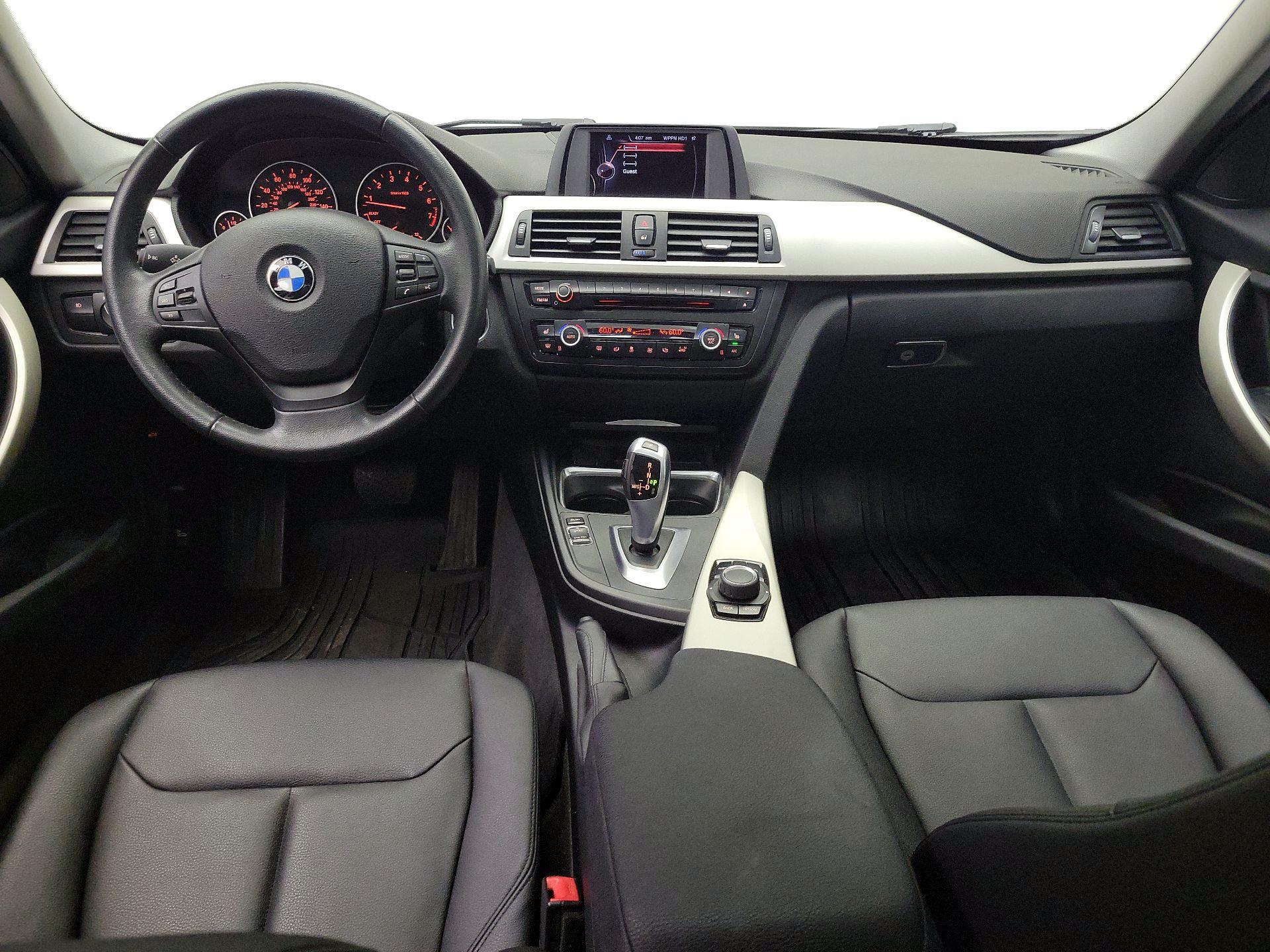 Thumbnail: 2015 BMW 3 Series - 9