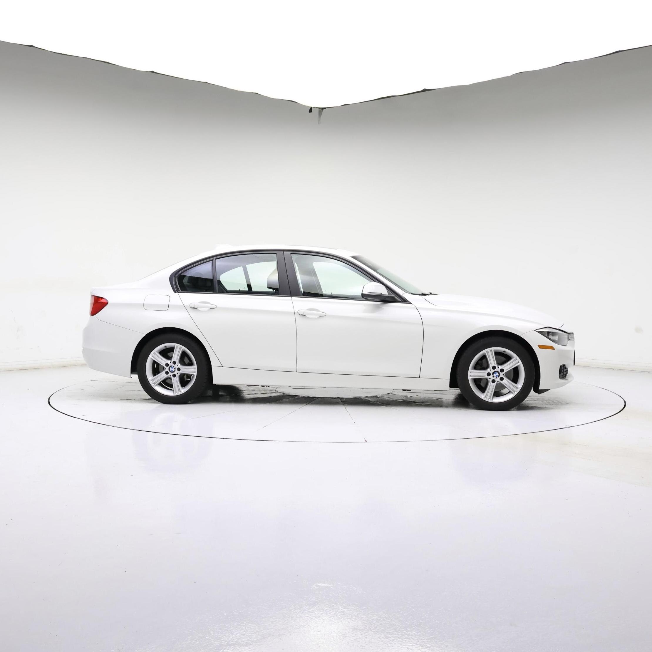 Thumbnail: 2015 BMW 3 Series - 7