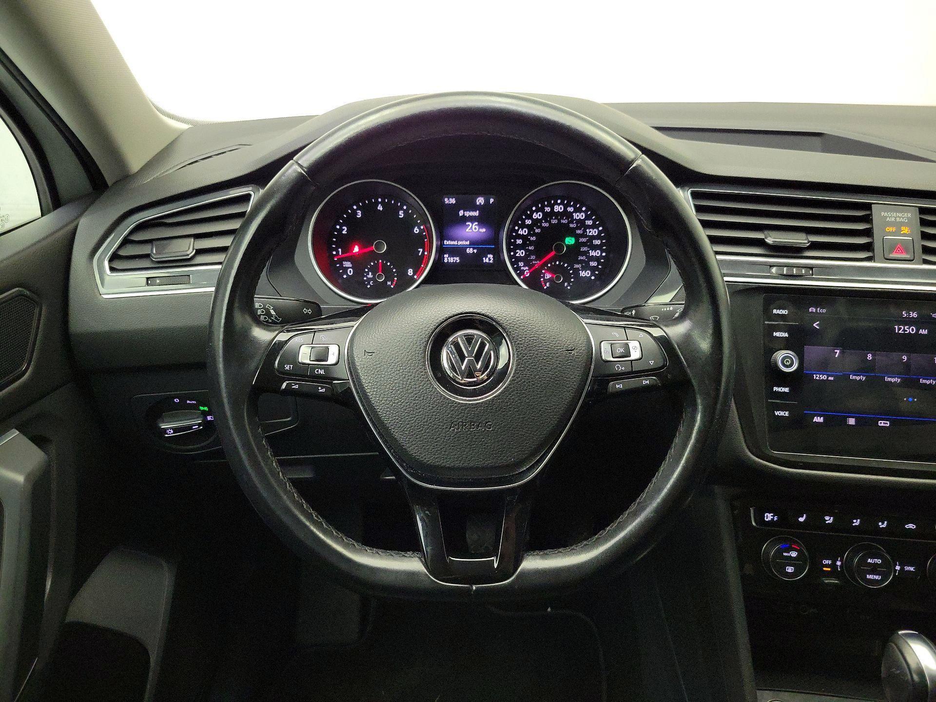 Thumbnail: 2018 Volkswagen Tiguan - 10