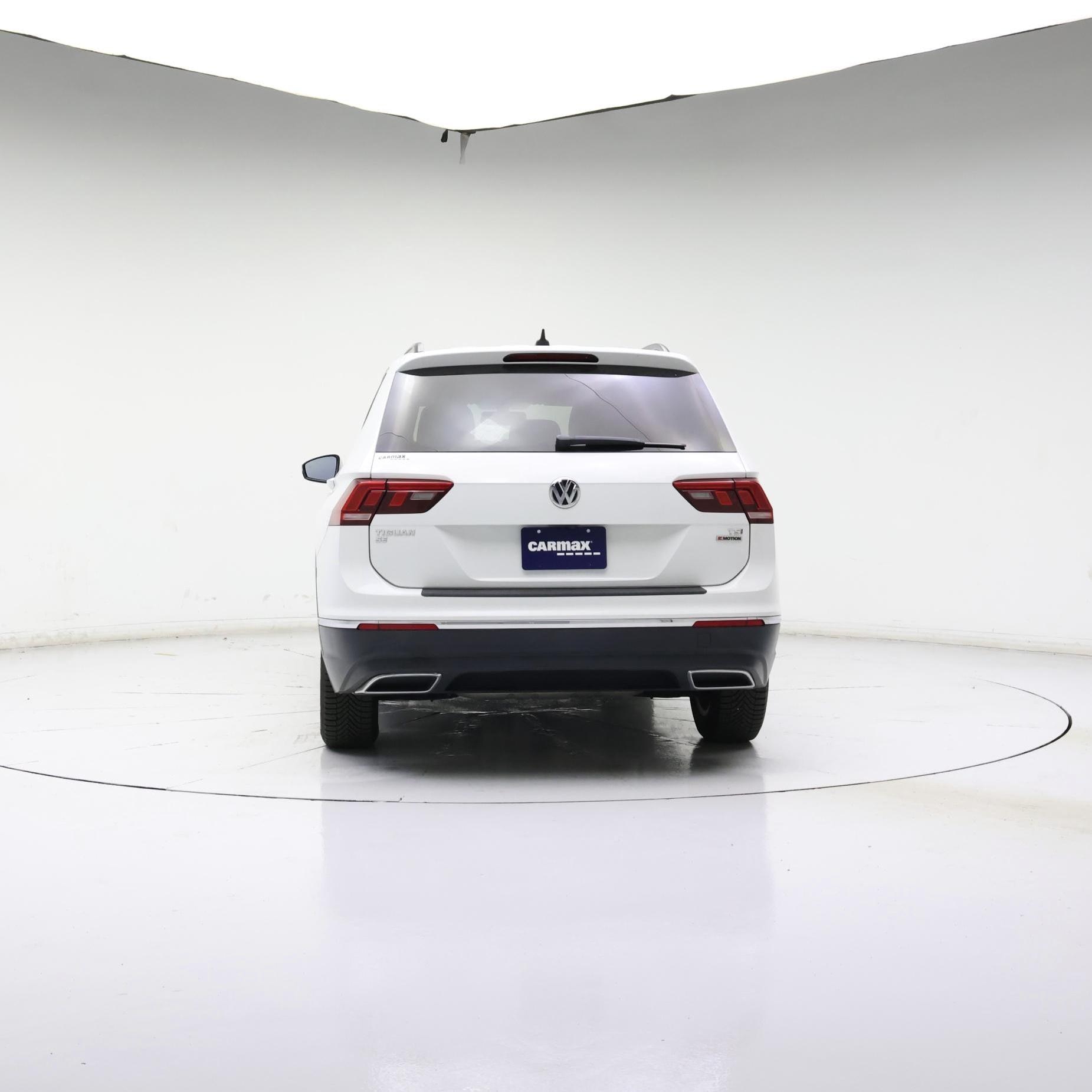 Thumbnail: 2018 Volkswagen Tiguan - 6