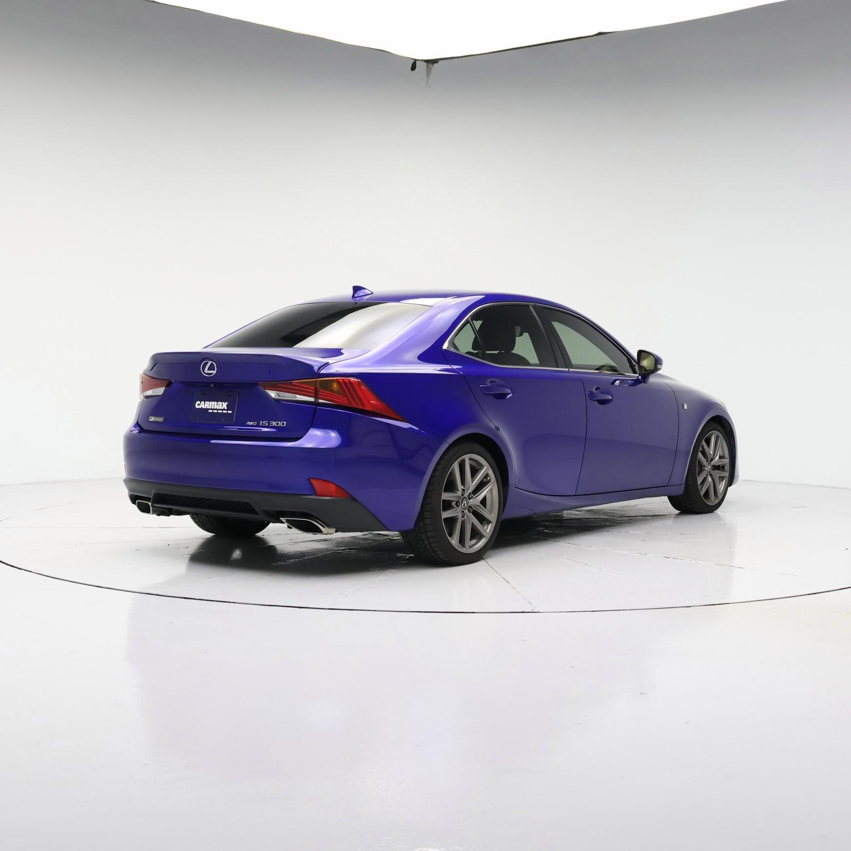 Thumbnail: 2019 Lexus IS - 8