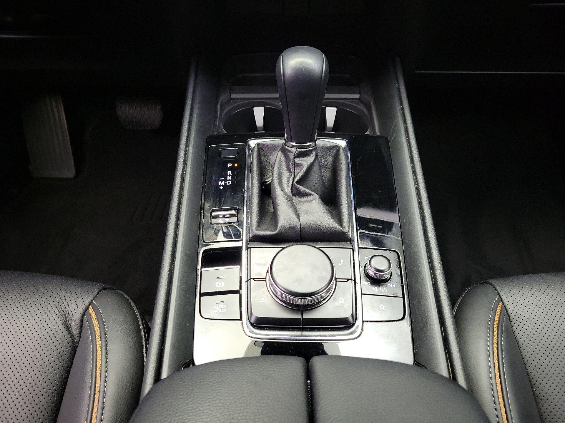 Thumbnail: 2025 Mazda CX-50 - 18