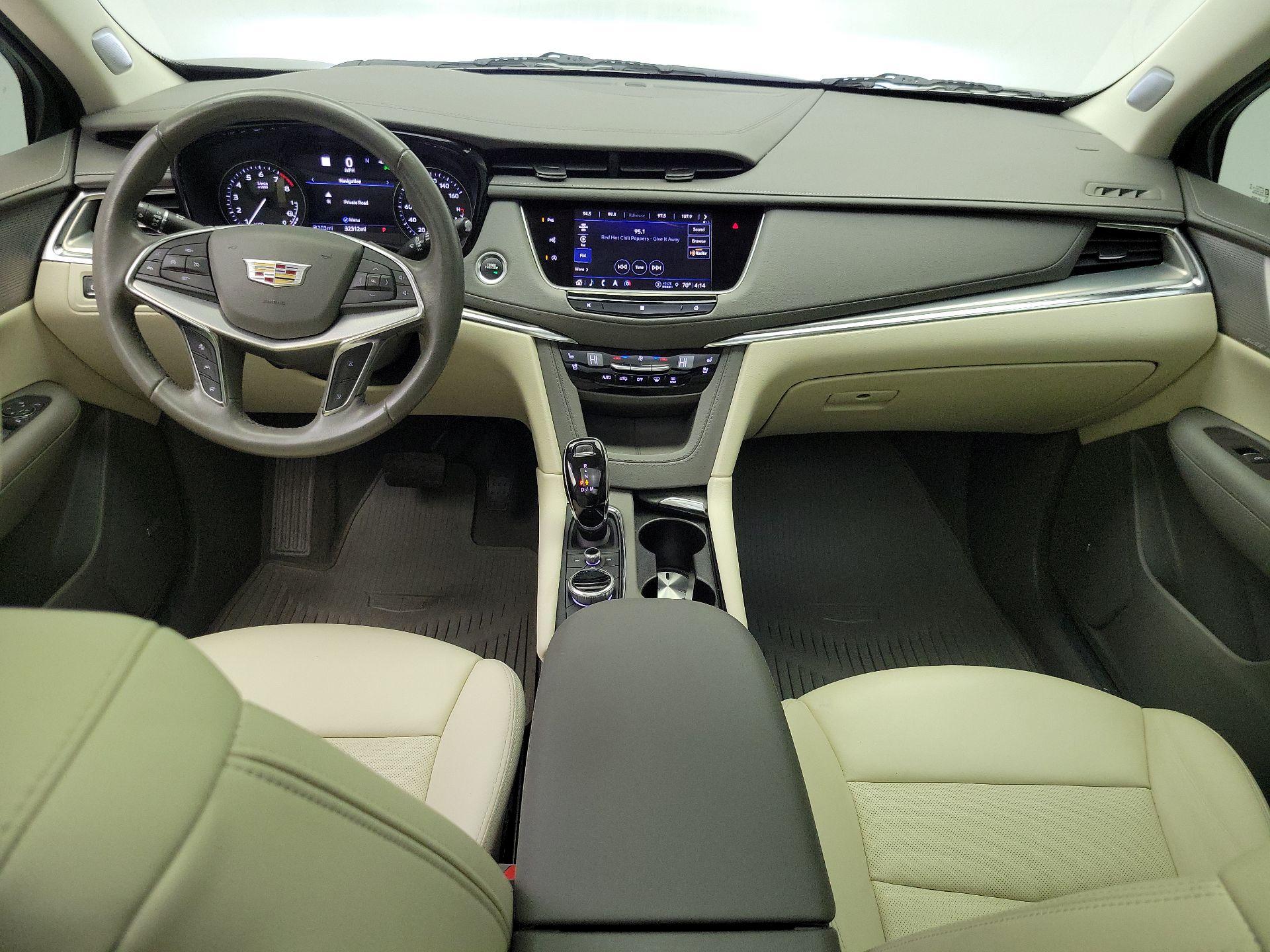 Thumbnail: 2021 Cadillac XT5 - 9