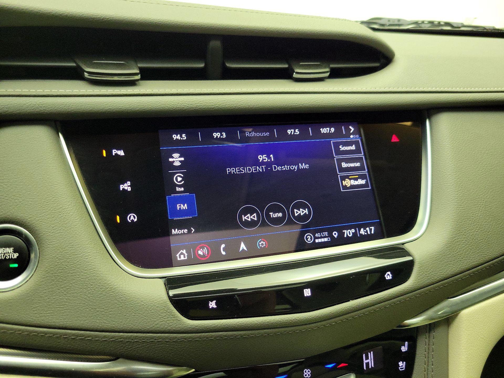 Thumbnail: 2021 Cadillac XT5 - 16