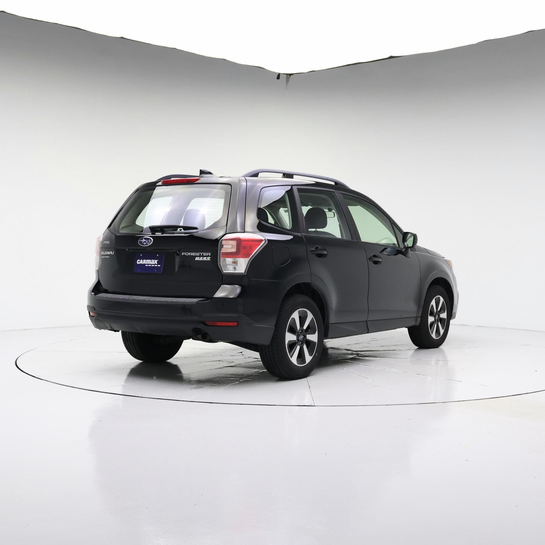 Thumbnail: 2017 Subaru Forester - 8