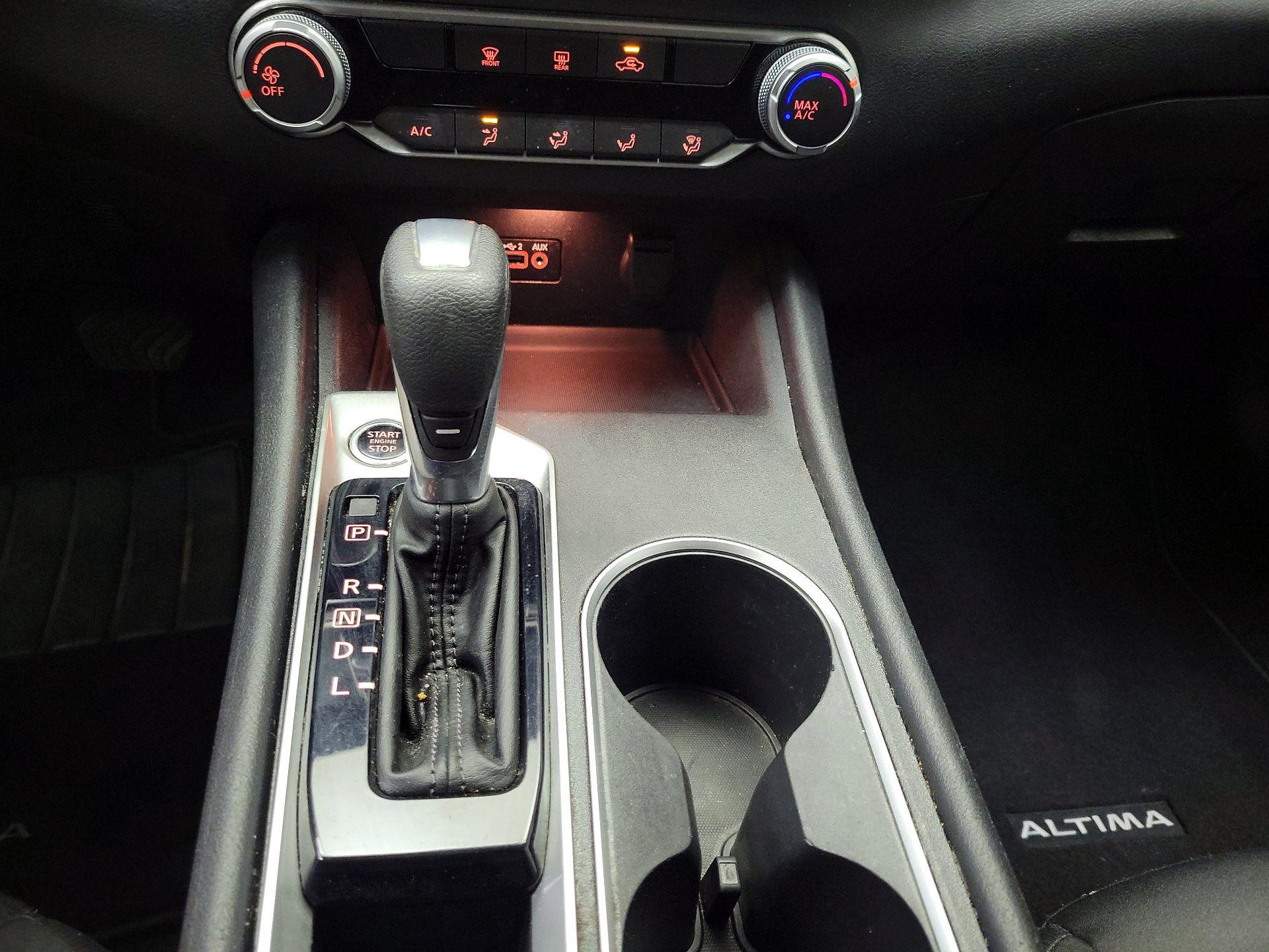 Thumbnail: 2022 Nissan Altima - 17