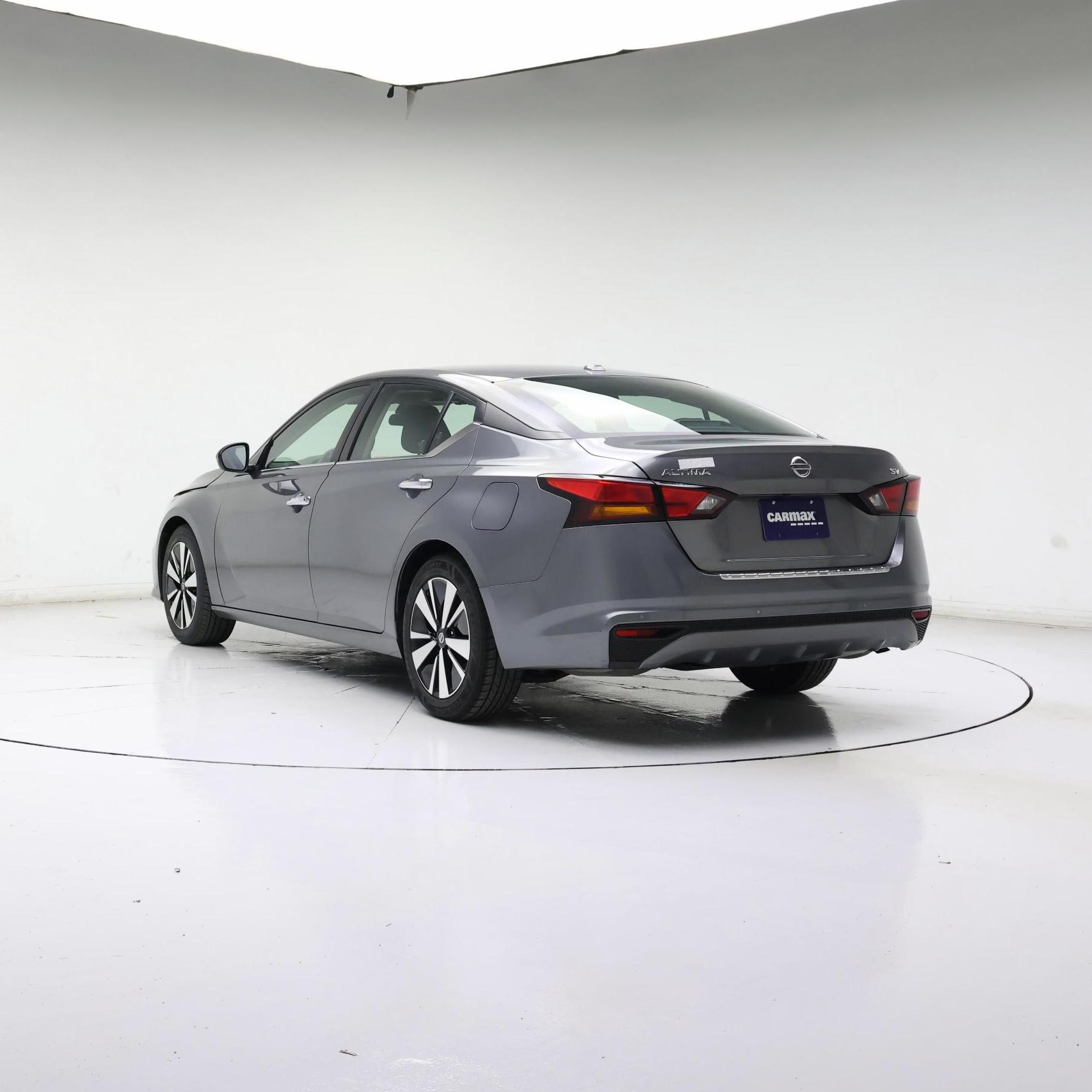 Thumbnail: 2022 Nissan Altima - 2