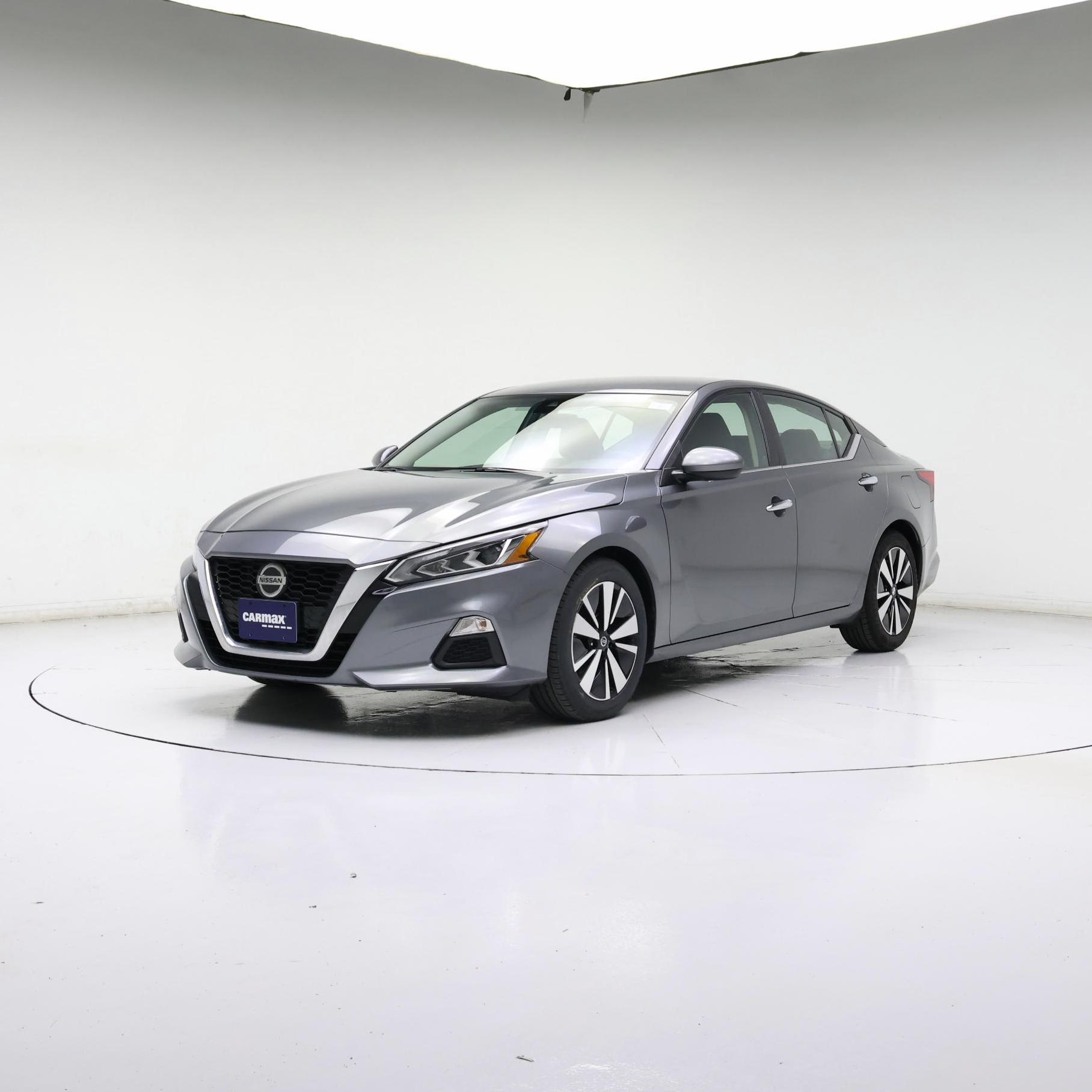 Thumbnail: 2022 Nissan Altima - 4