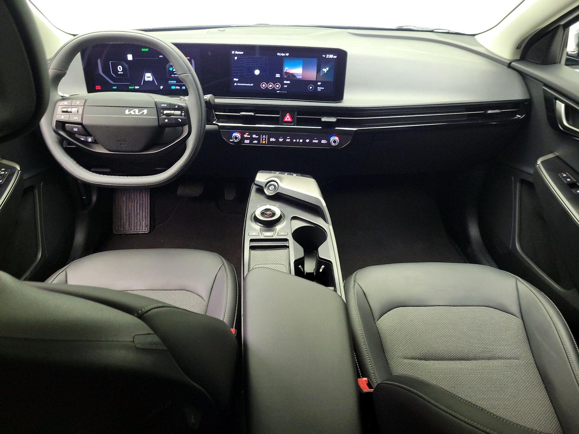 Thumbnail: 2025 Kia EV6 - 9