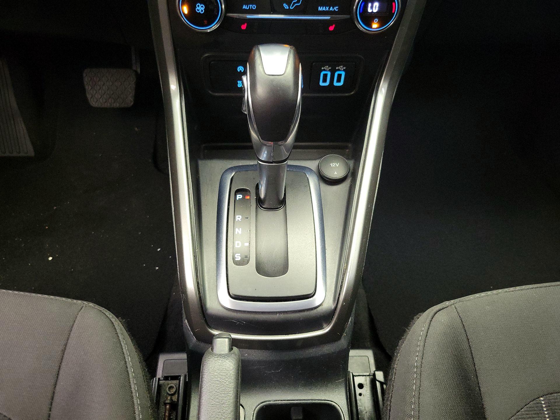 Thumbnail: 2018 Ford EcoSport - 17