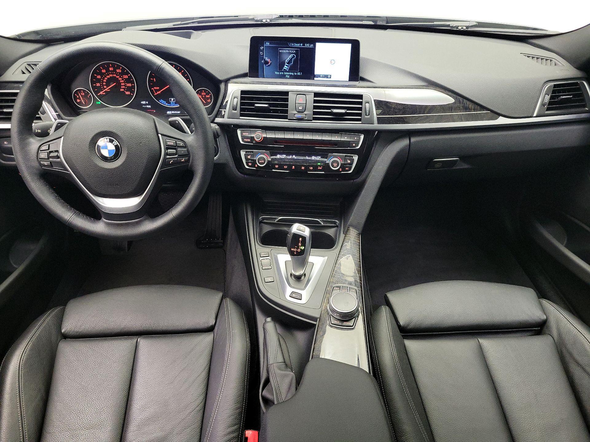 Thumbnail: 2017 BMW 3 Series - 9