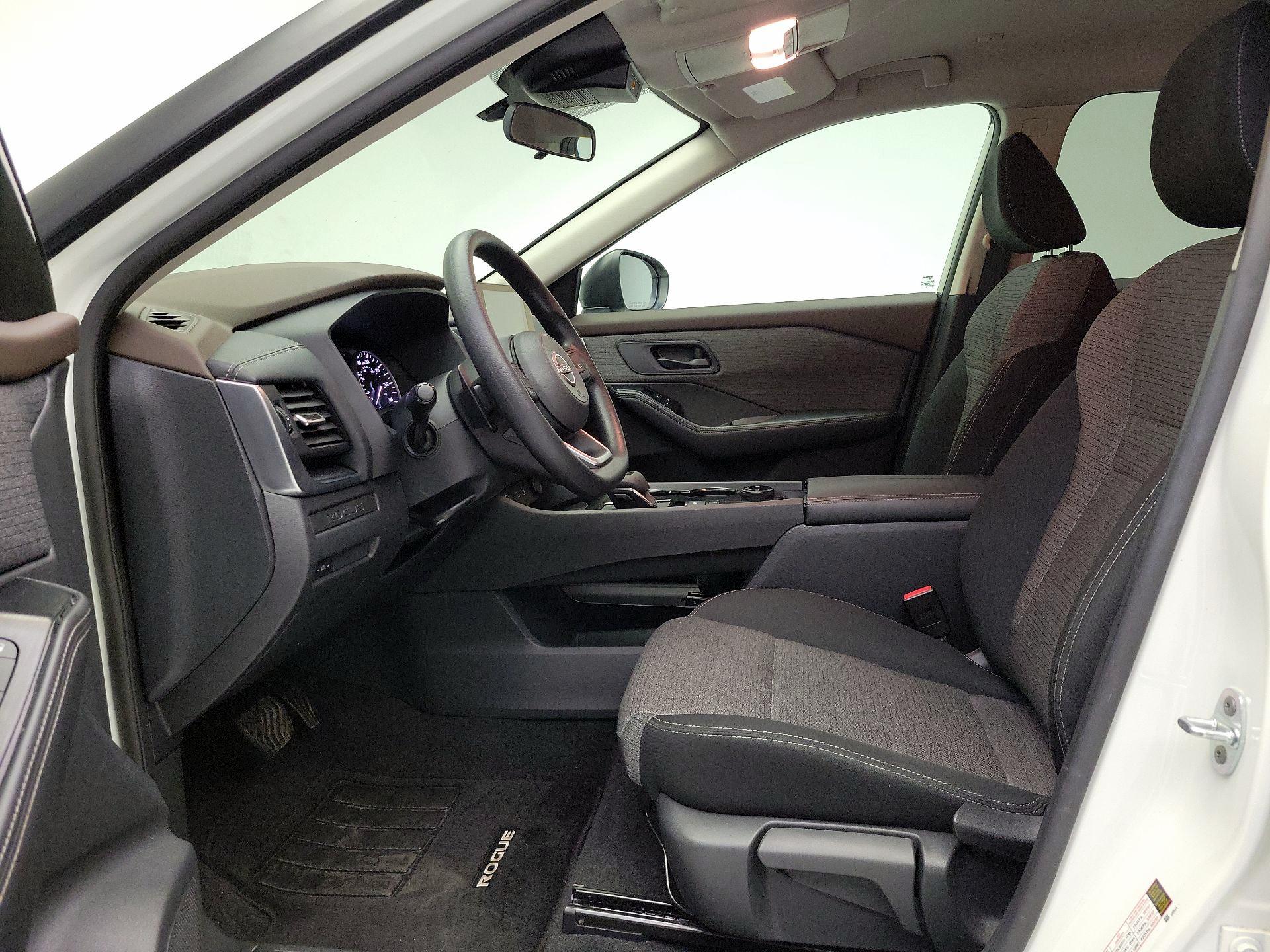 Thumbnail: 2022 Nissan Rogue - 11