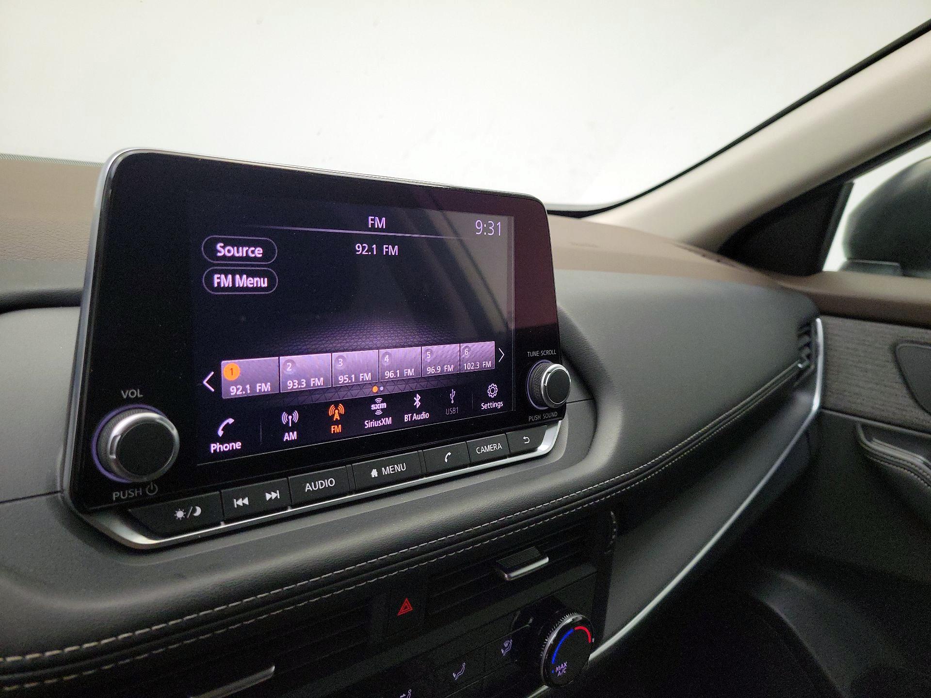 Thumbnail: 2022 Nissan Rogue - 15