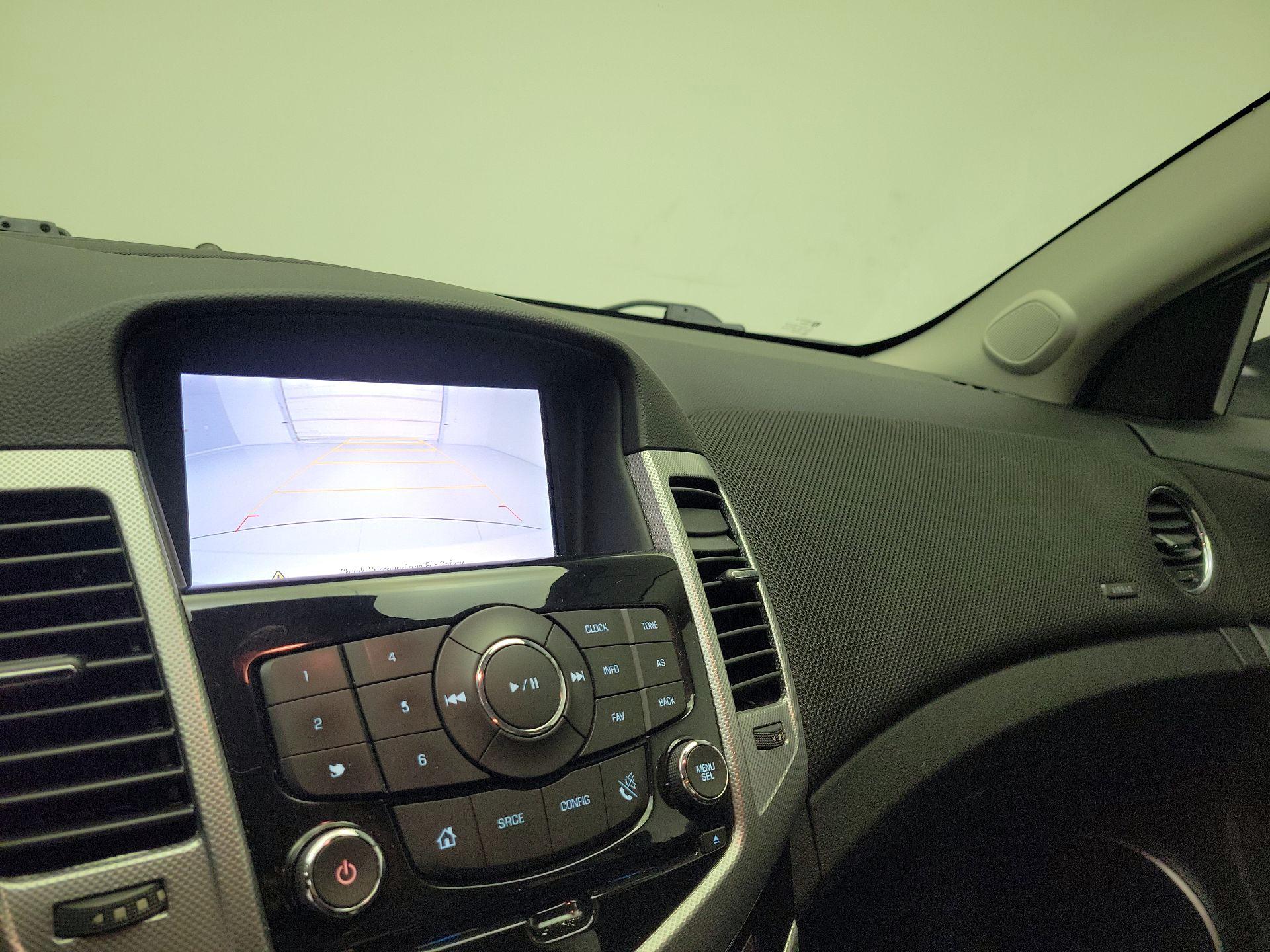 Thumbnail: 2015 Chevrolet Cruze - 14