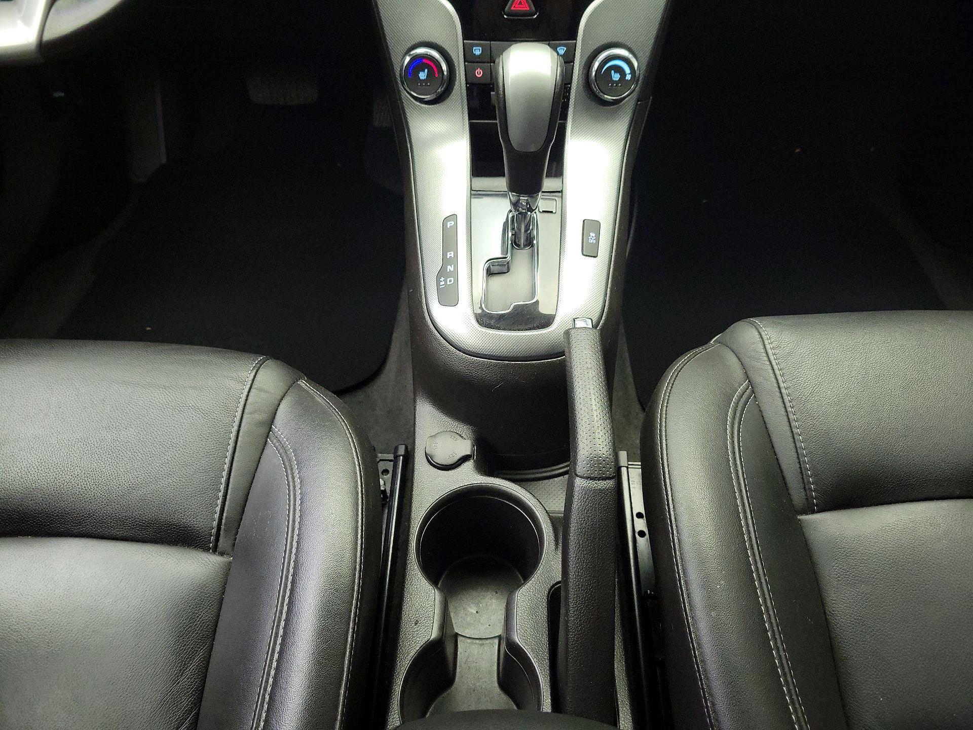 Thumbnail: 2015 Chevrolet Cruze - 17