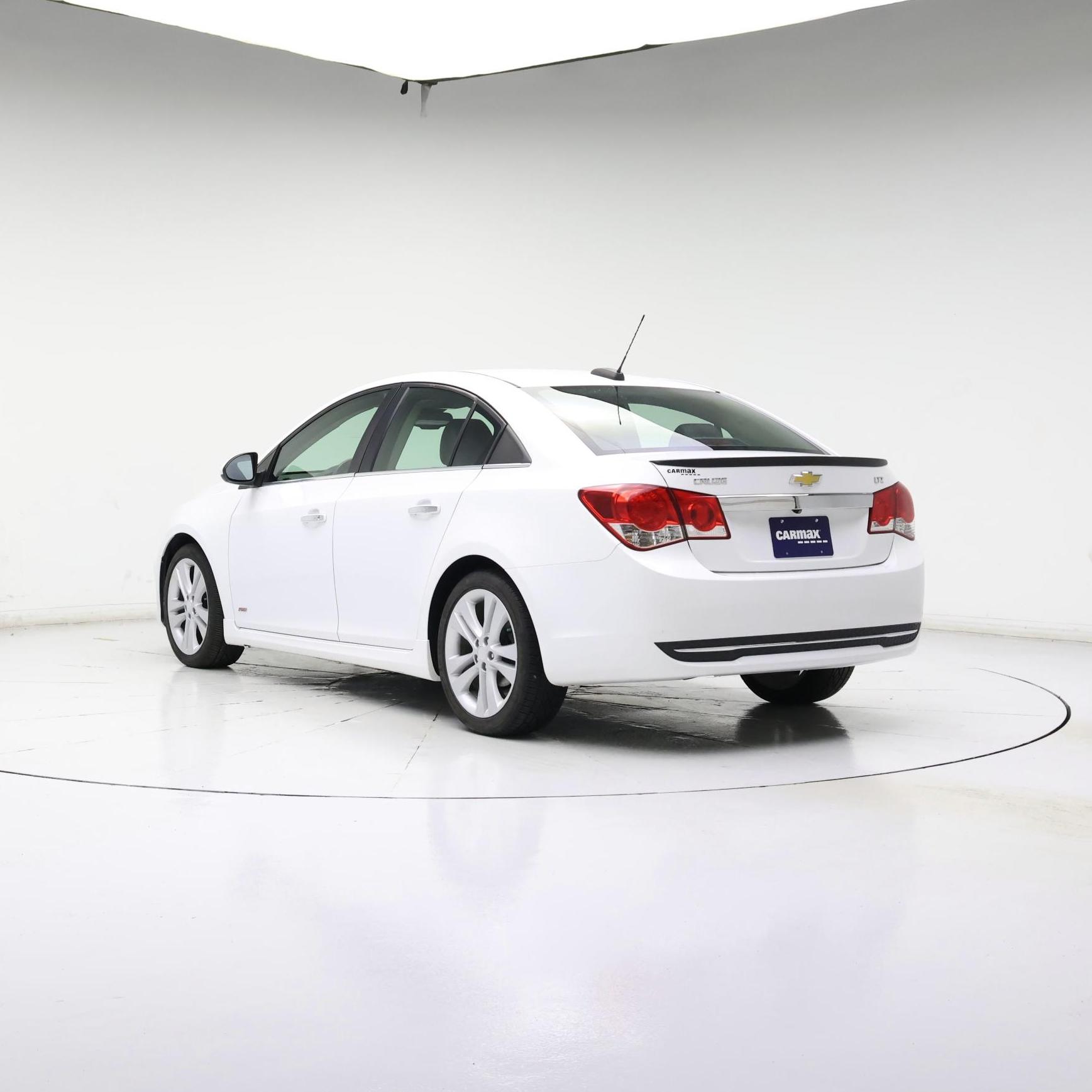 Thumbnail: 2015 Chevrolet Cruze - 2