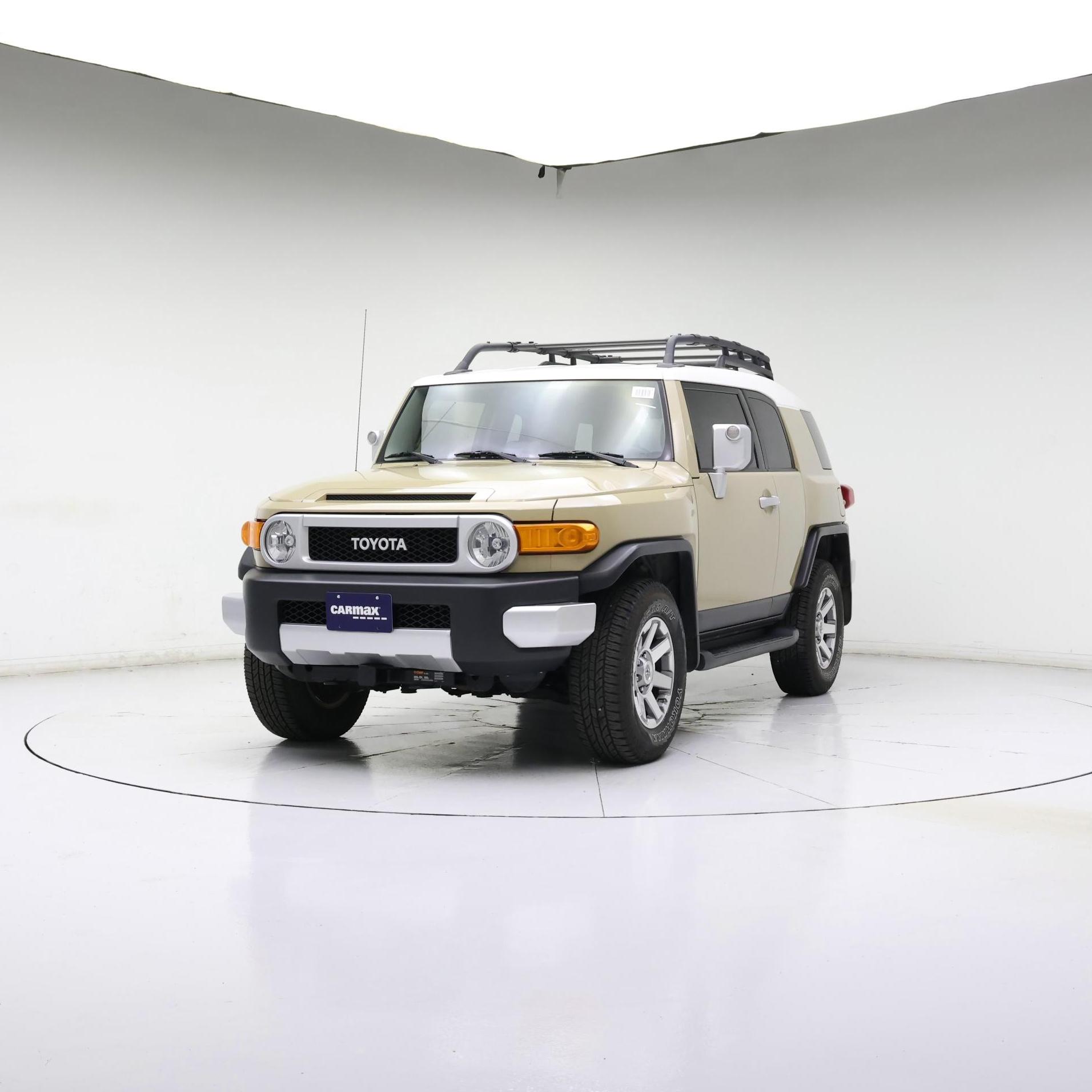 Thumbnail: 2014 Toyota FJ Cruiser - 4