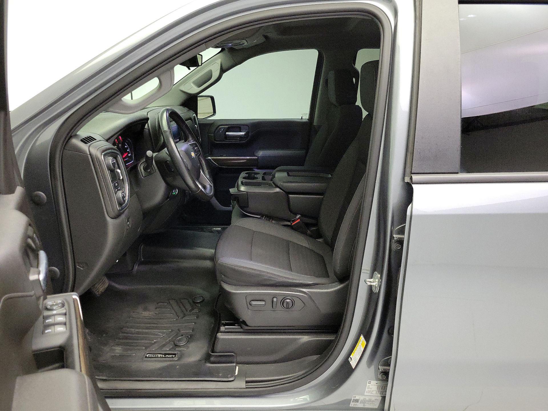 Thumbnail: 2021 Chevrolet Silverado 1500 - 11