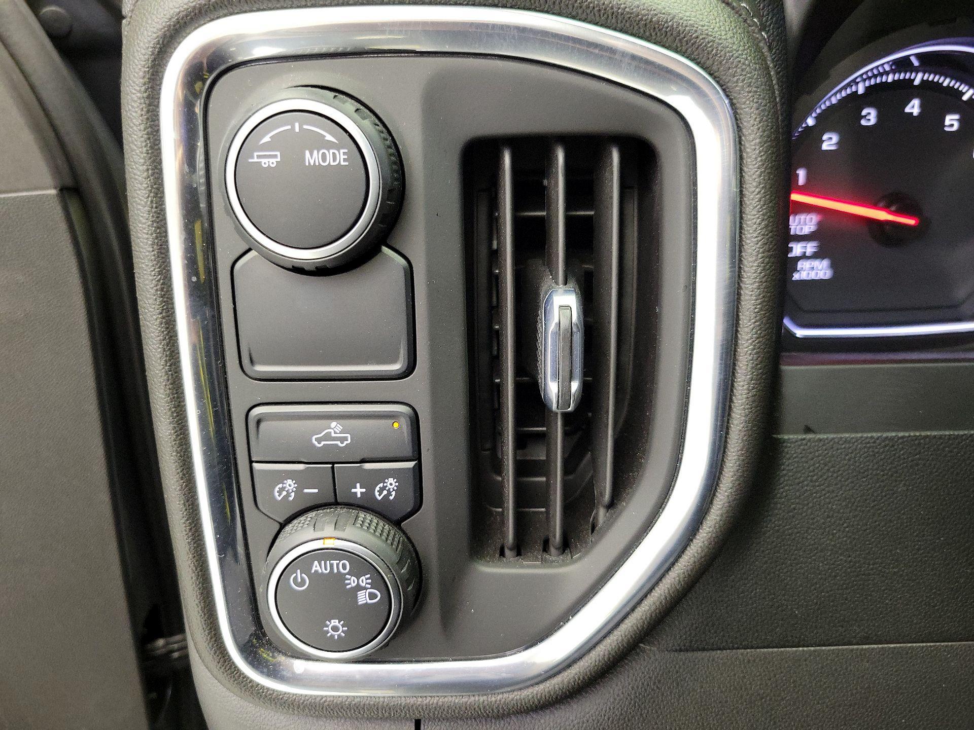 Thumbnail: 2021 Chevrolet Silverado 1500 - 13