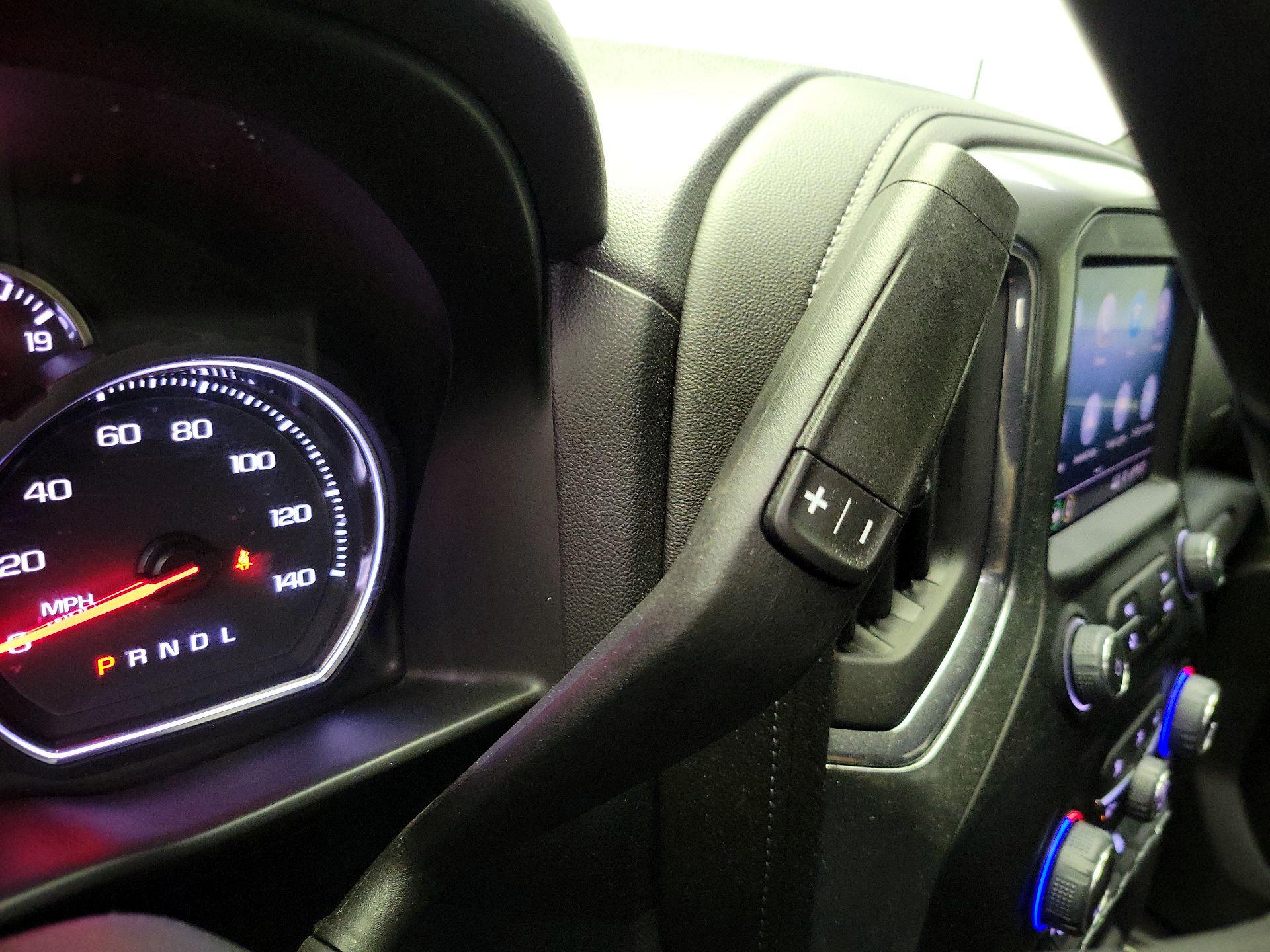 Thumbnail: 2021 Chevrolet Silverado 1500 - 17