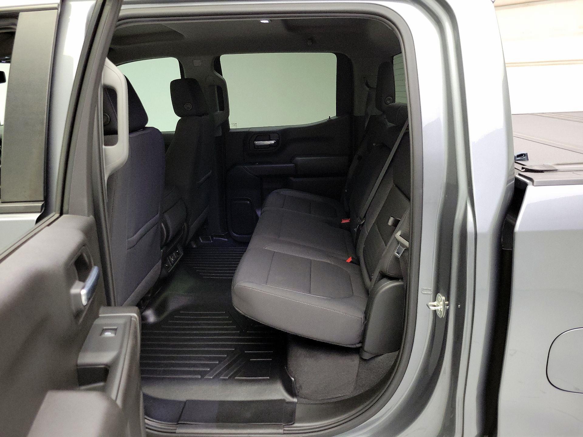 Thumbnail: 2021 Chevrolet Silverado 1500 - 19