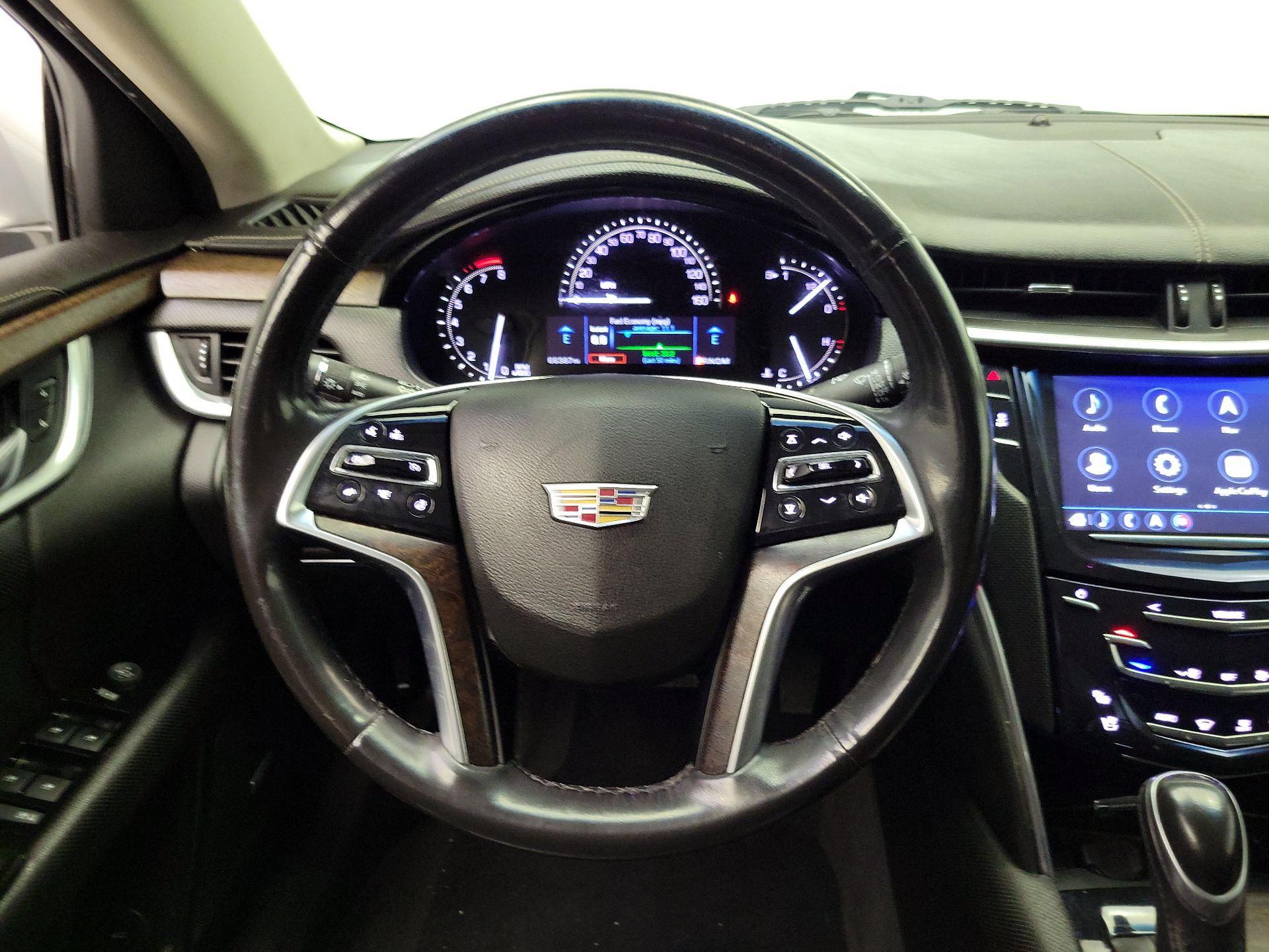 Thumbnail: 2018 Cadillac XTS - 10