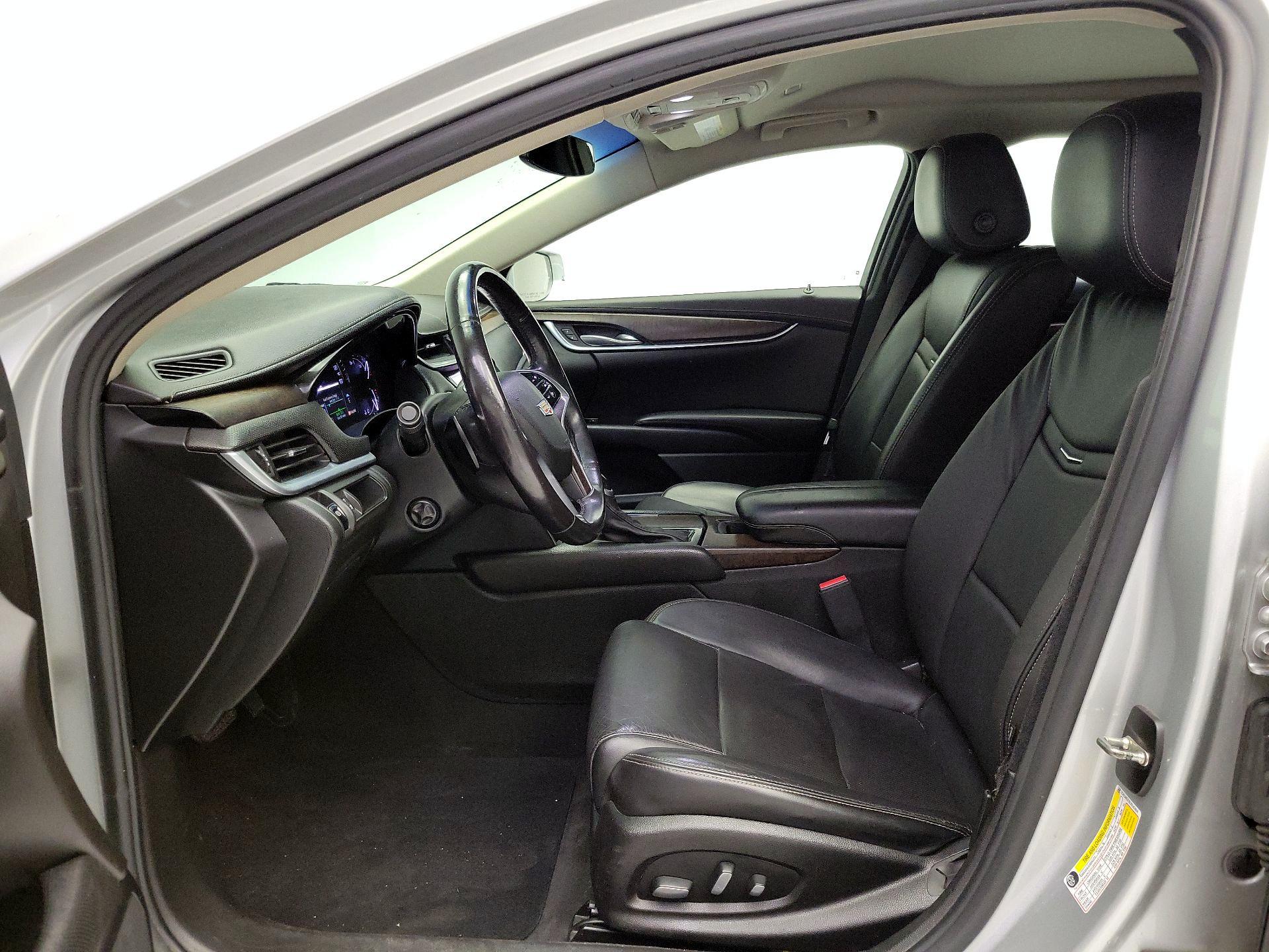 Thumbnail: 2018 Cadillac XTS - 11