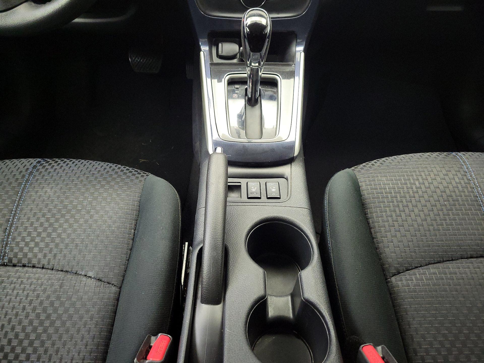 Thumbnail: 2019 Nissan Sentra - 17