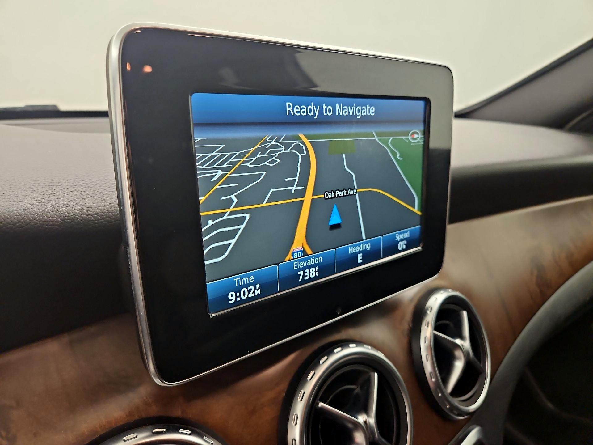 Thumbnail: 2016 Mercedes-Benz GLA - 14