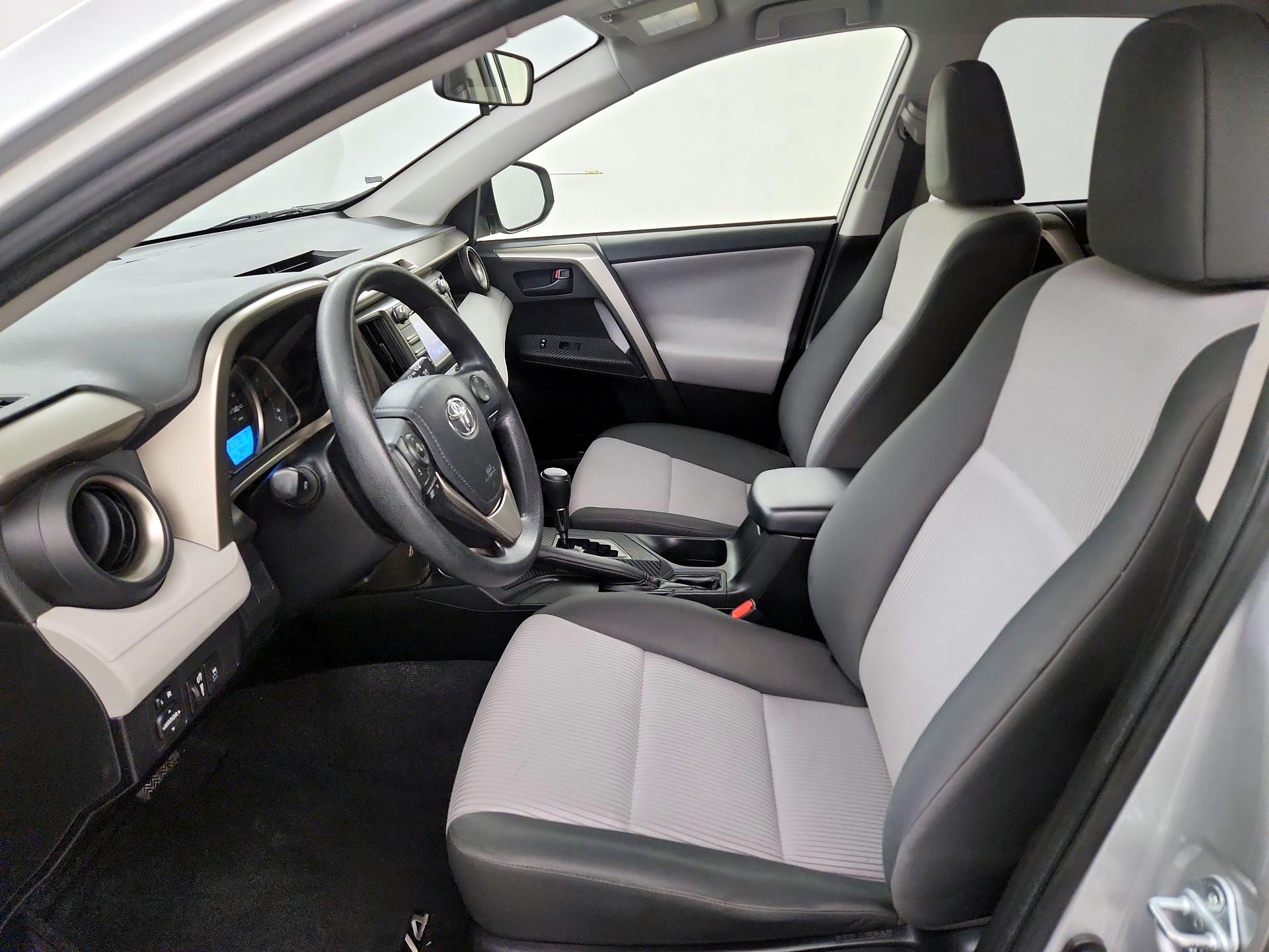 Thumbnail: 2014 Toyota RAV4 - 9