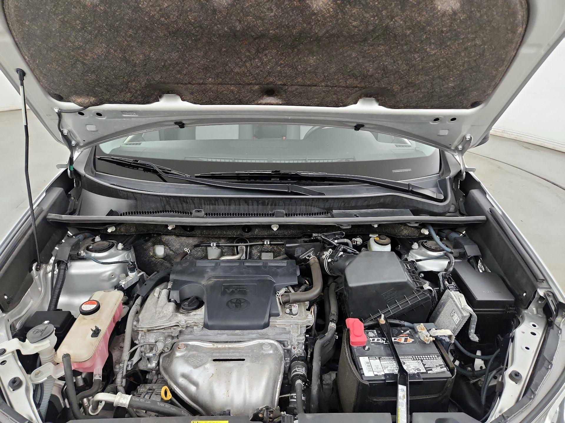 Thumbnail: 2014 Toyota RAV4 - 19
